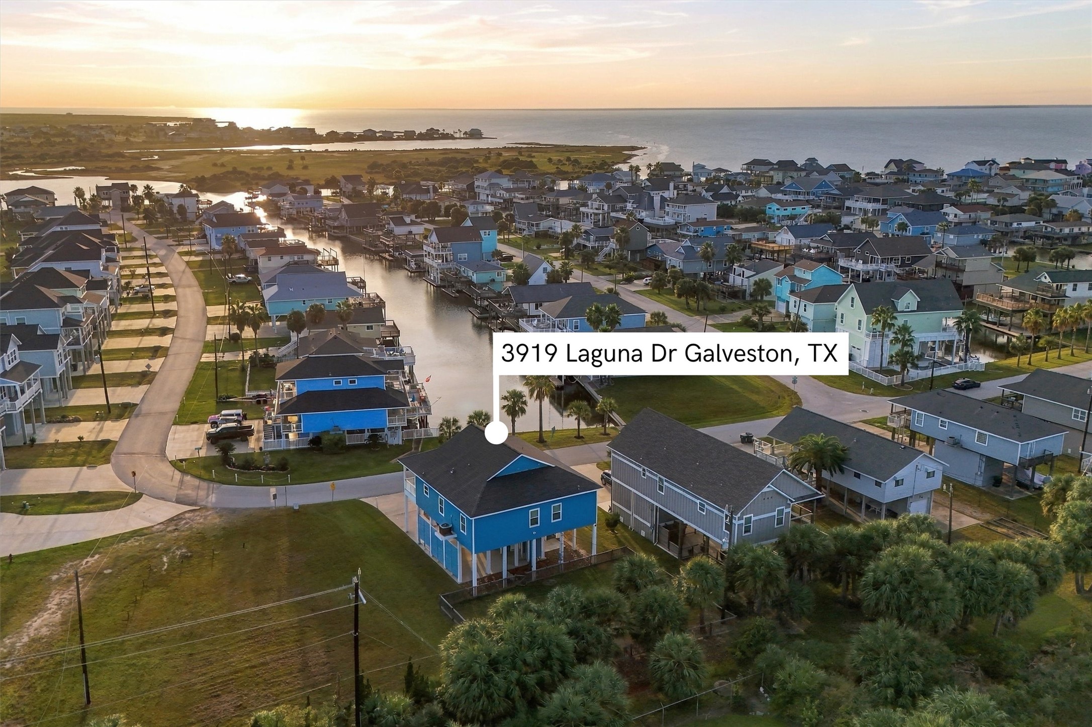 3931 Laguna Drive, Galveston, TX 77554