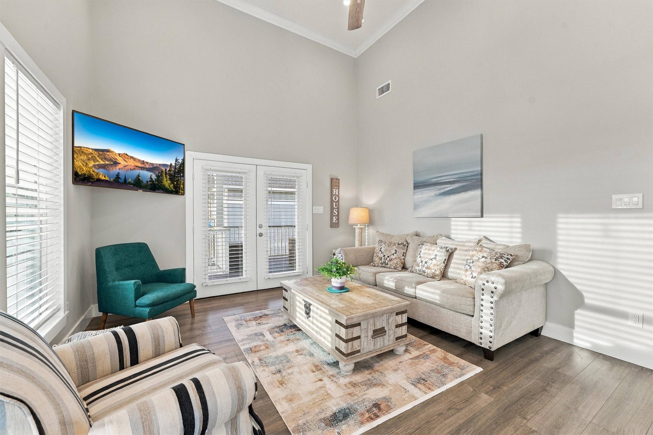 3931 Laguna Drive, Galveston, TX 77554
