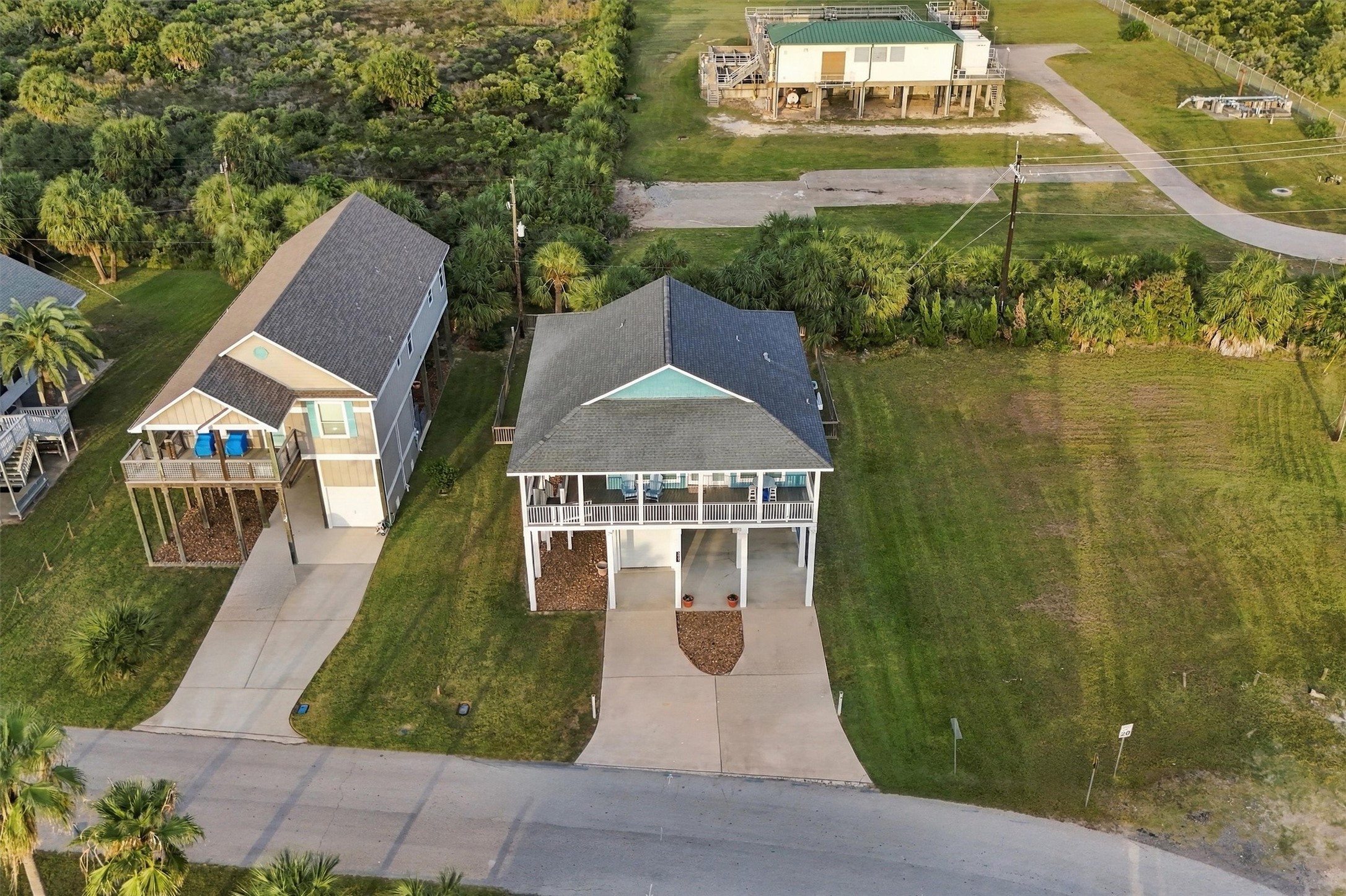3931 Laguna Drive, Galveston, TX 77554