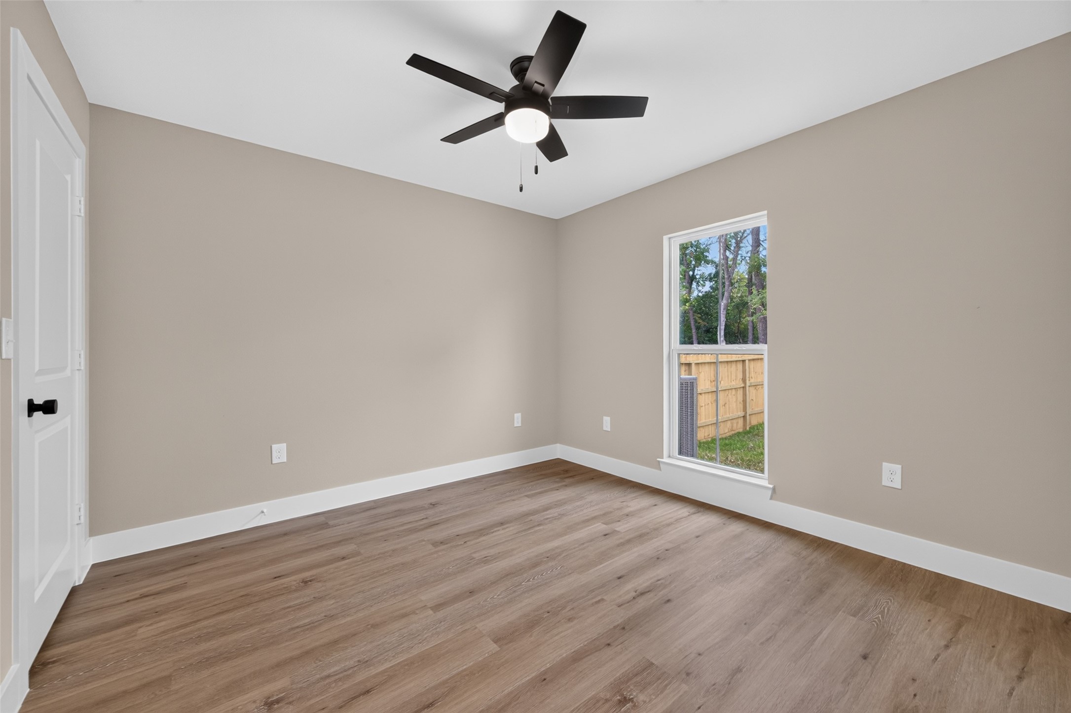 Third bedroom.