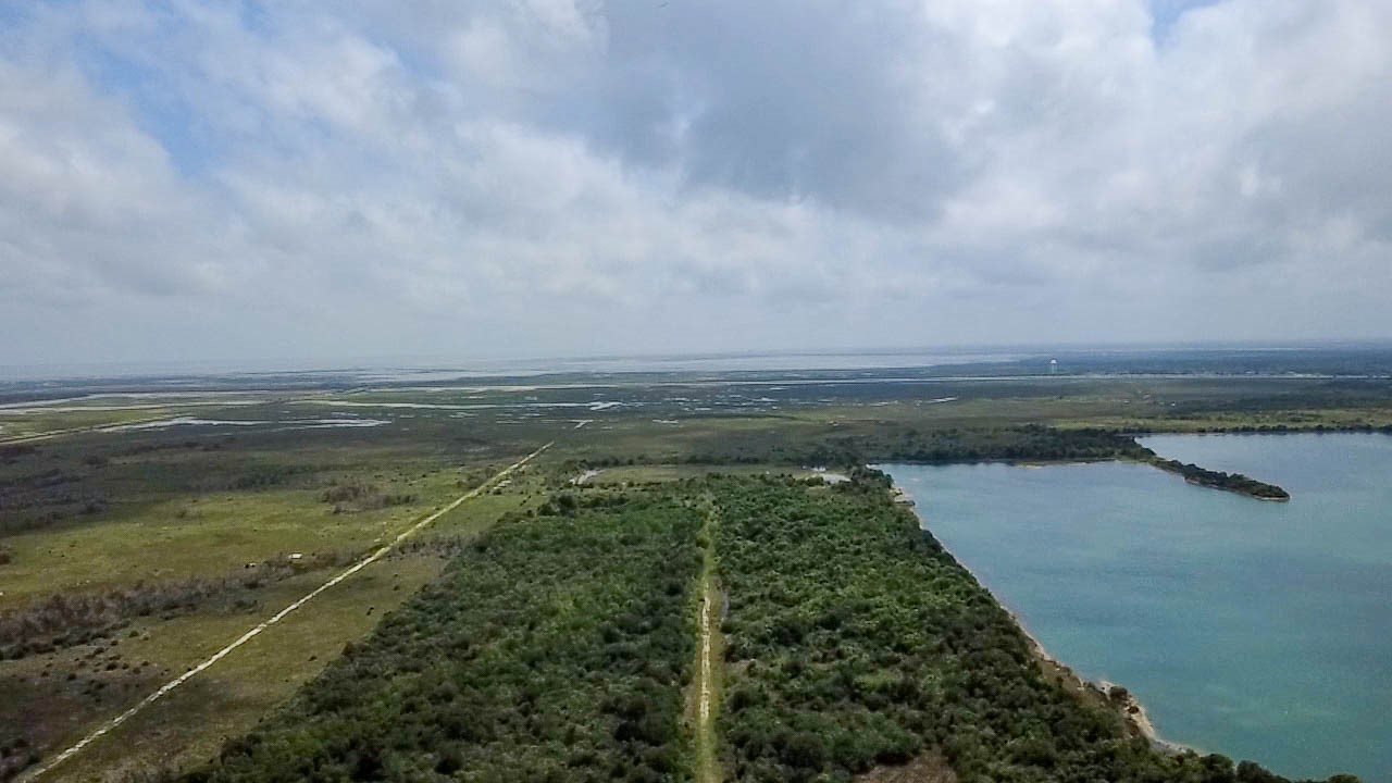 7600 Gulf Street, Hitchcock, TX 77563