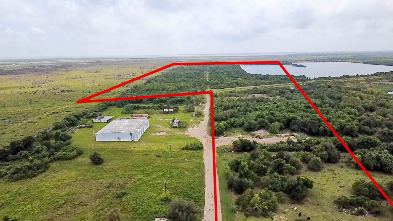 7600 Gulf Street, Hitchcock, TX 77563