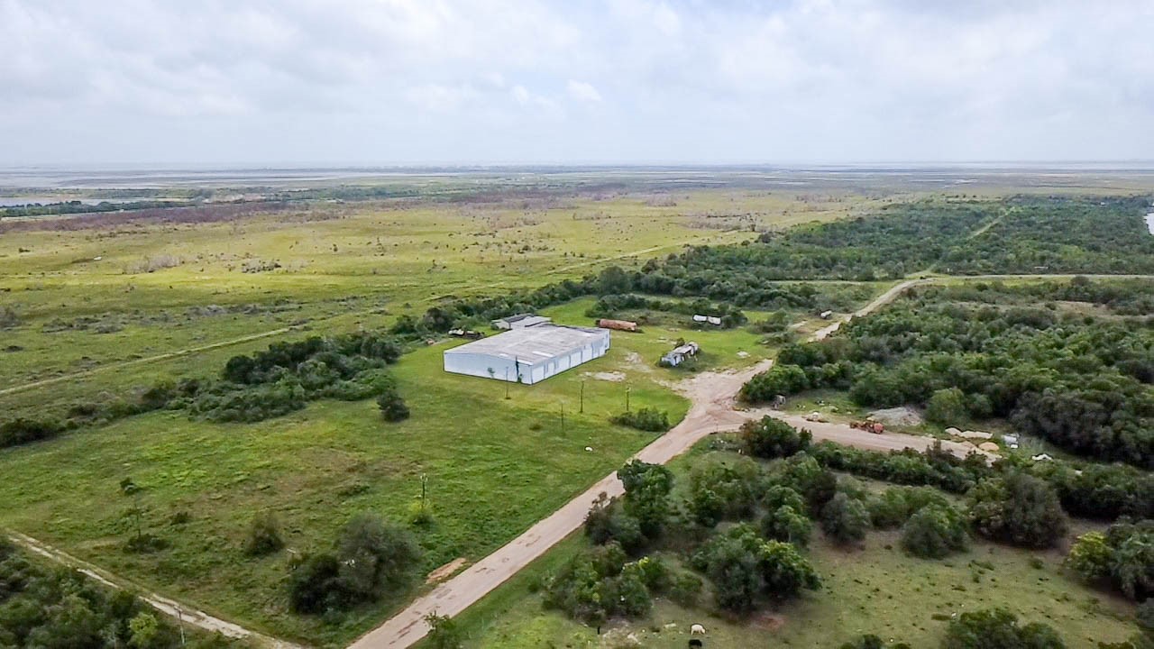 7600 Gulf Street, Hitchcock, TX 77563