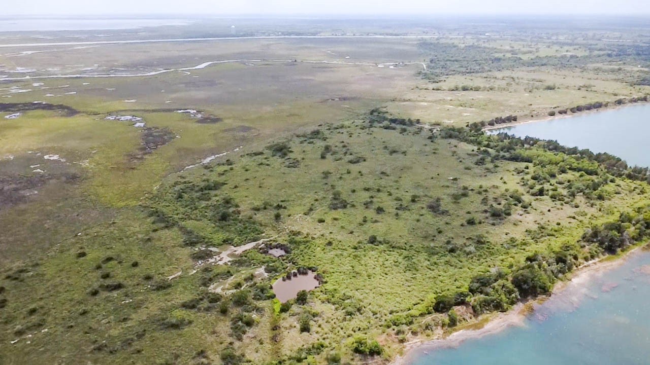 7600 Gulf Street, Hitchcock, TX 77563