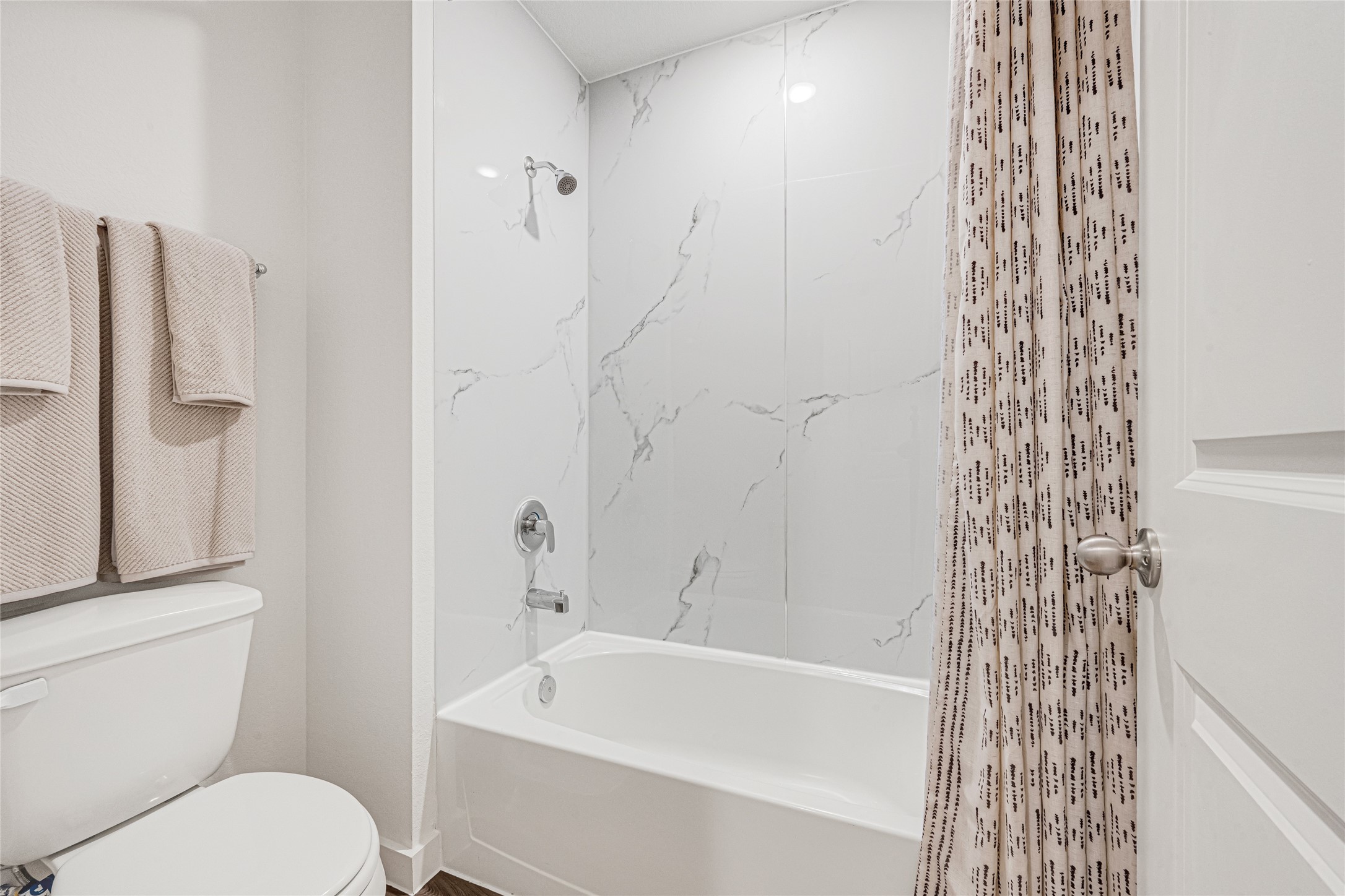 *Images and 3D tour are for illustration only and options may vary from home as built.