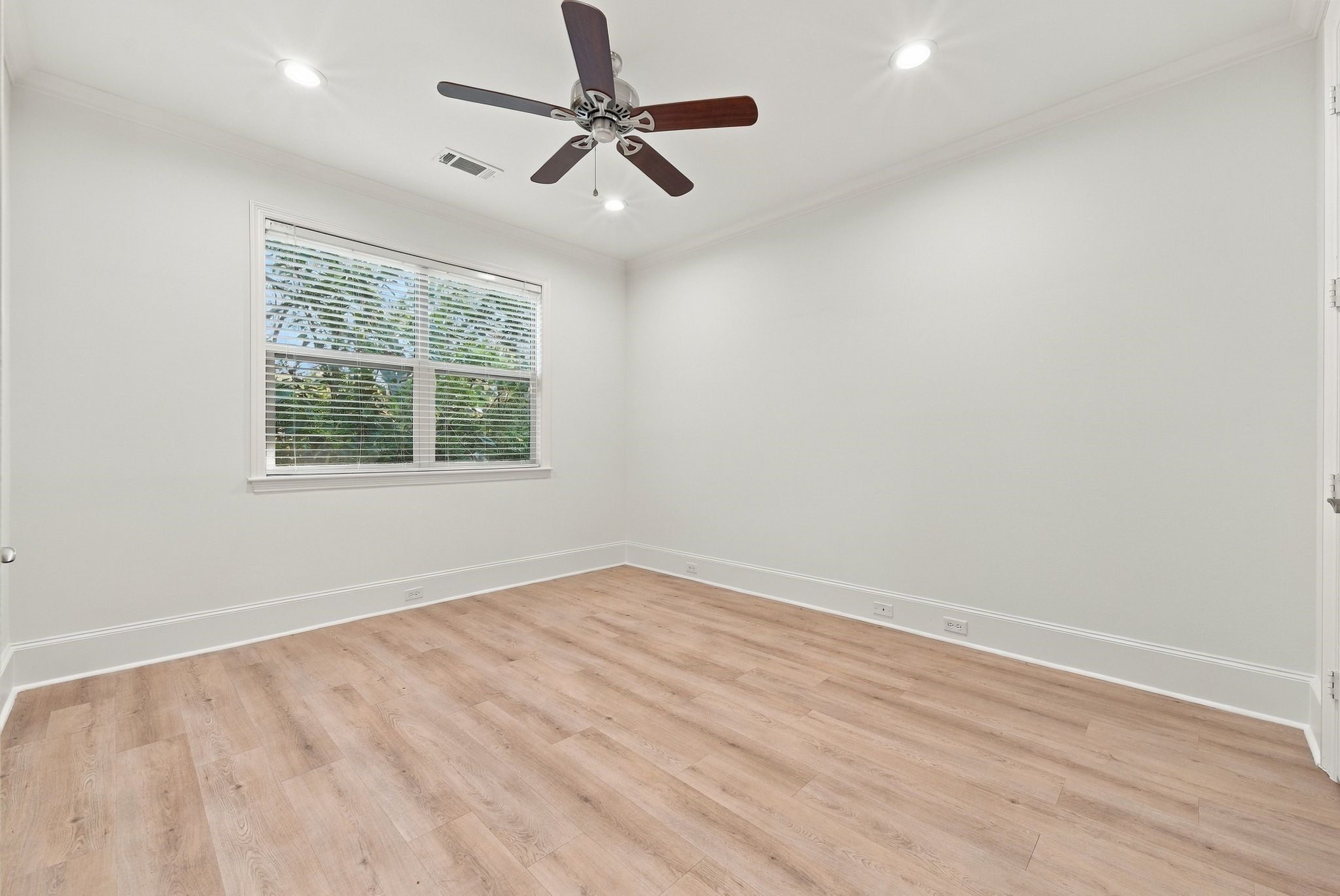 5531 Pine Street, #I, Houston, TX 77081