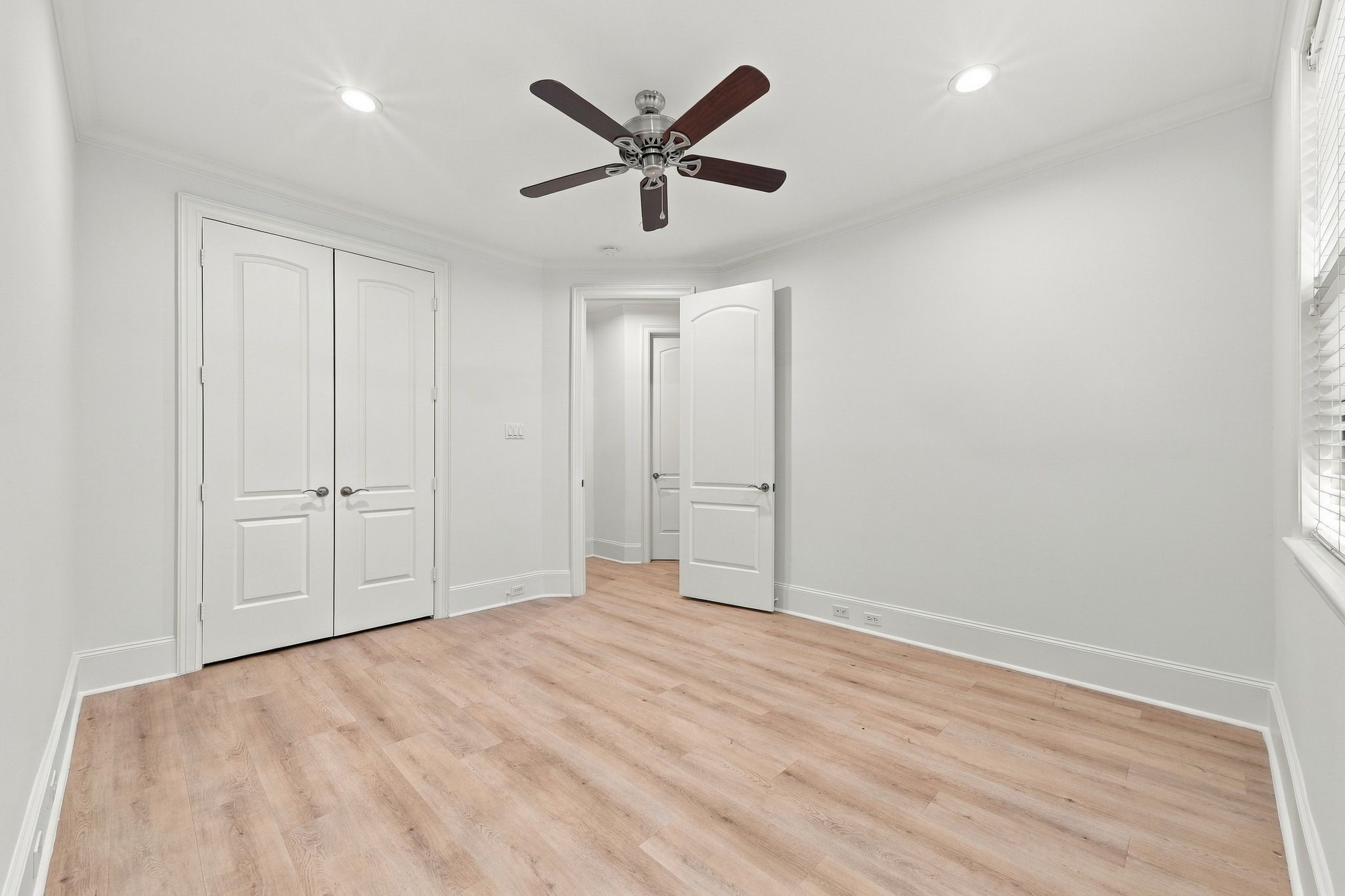 5531 Pine Street, #I, Houston, TX 77081