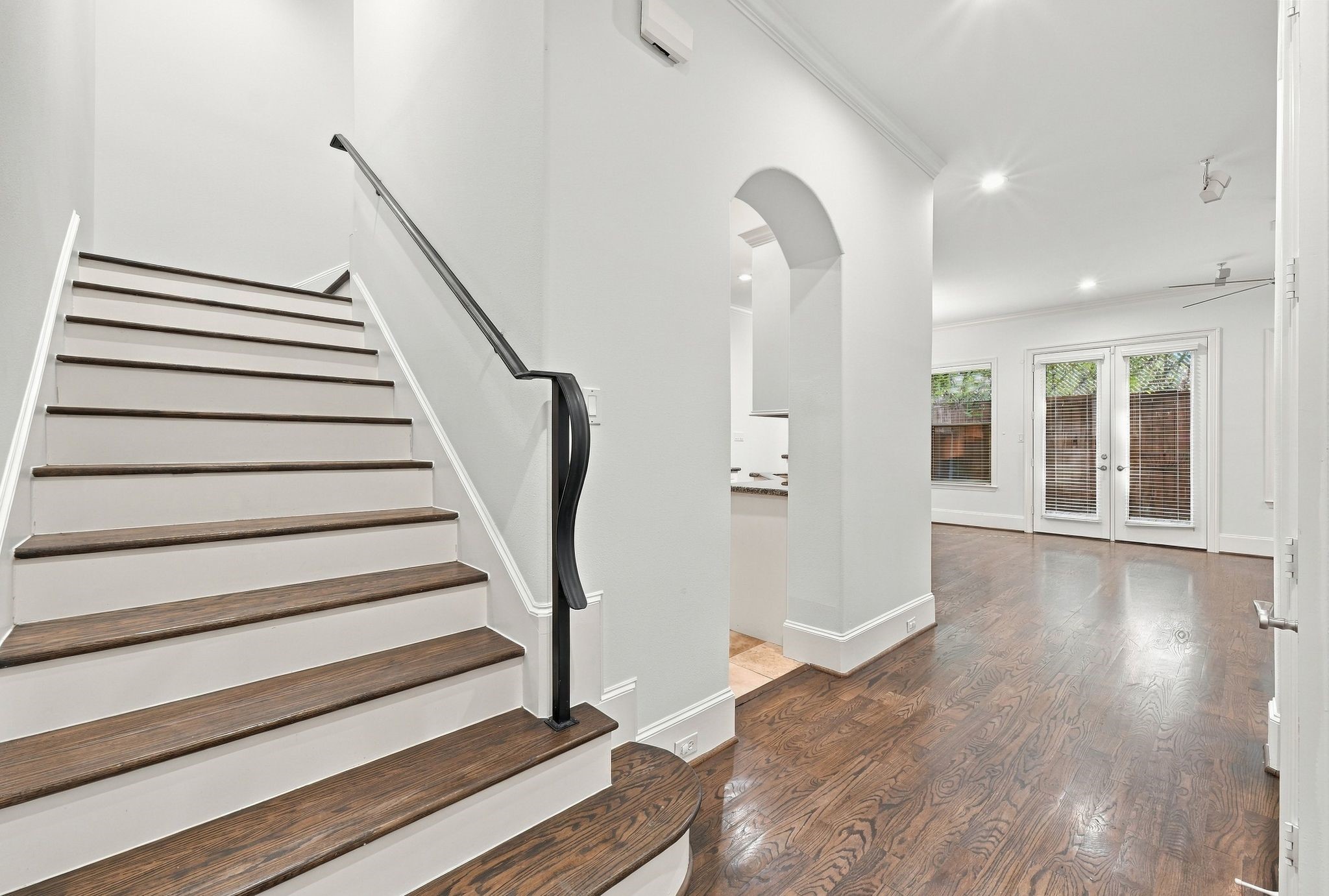 5531 Pine Street, #I, Houston, TX 77081