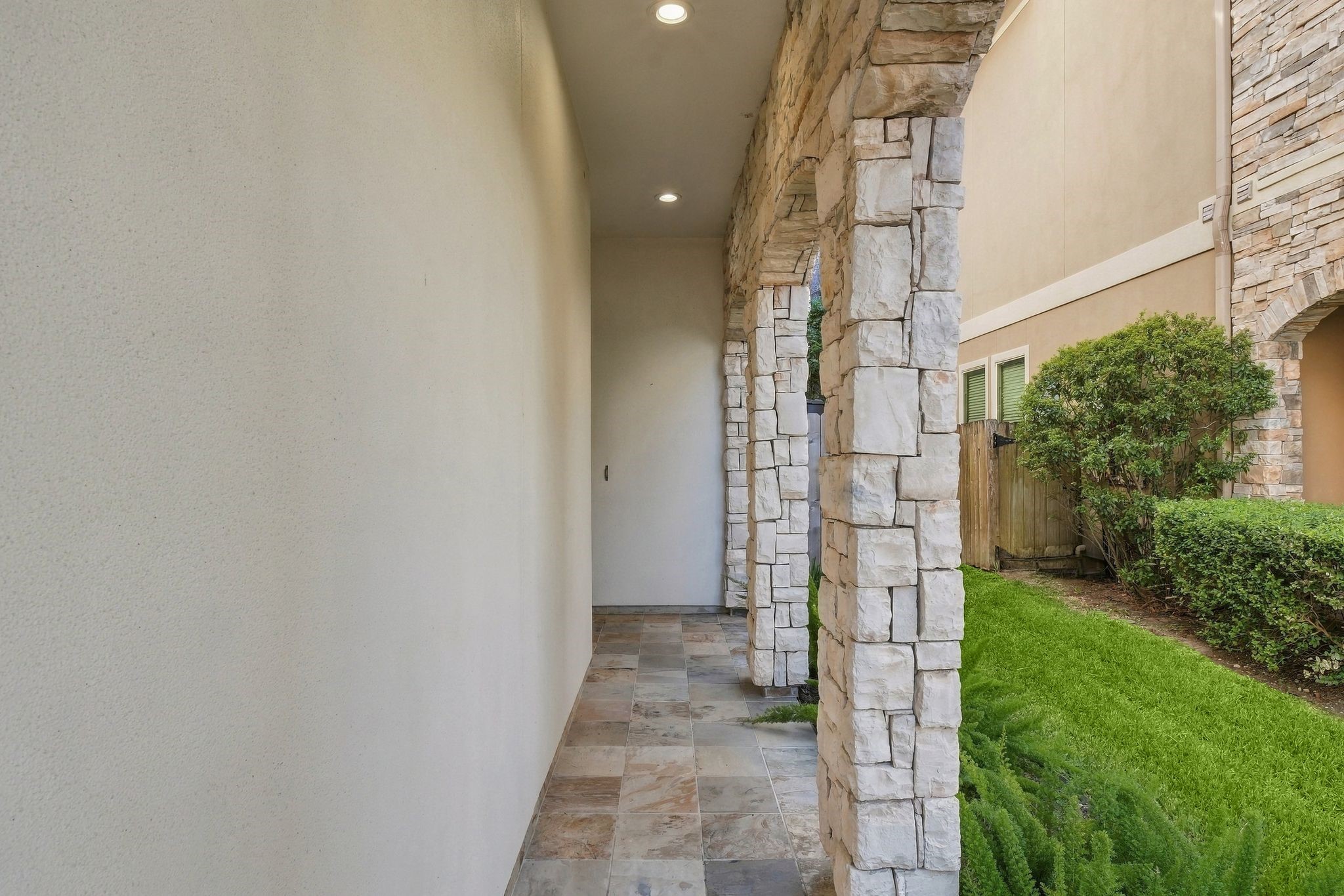 5531 Pine Street, #I, Houston, TX 77081
