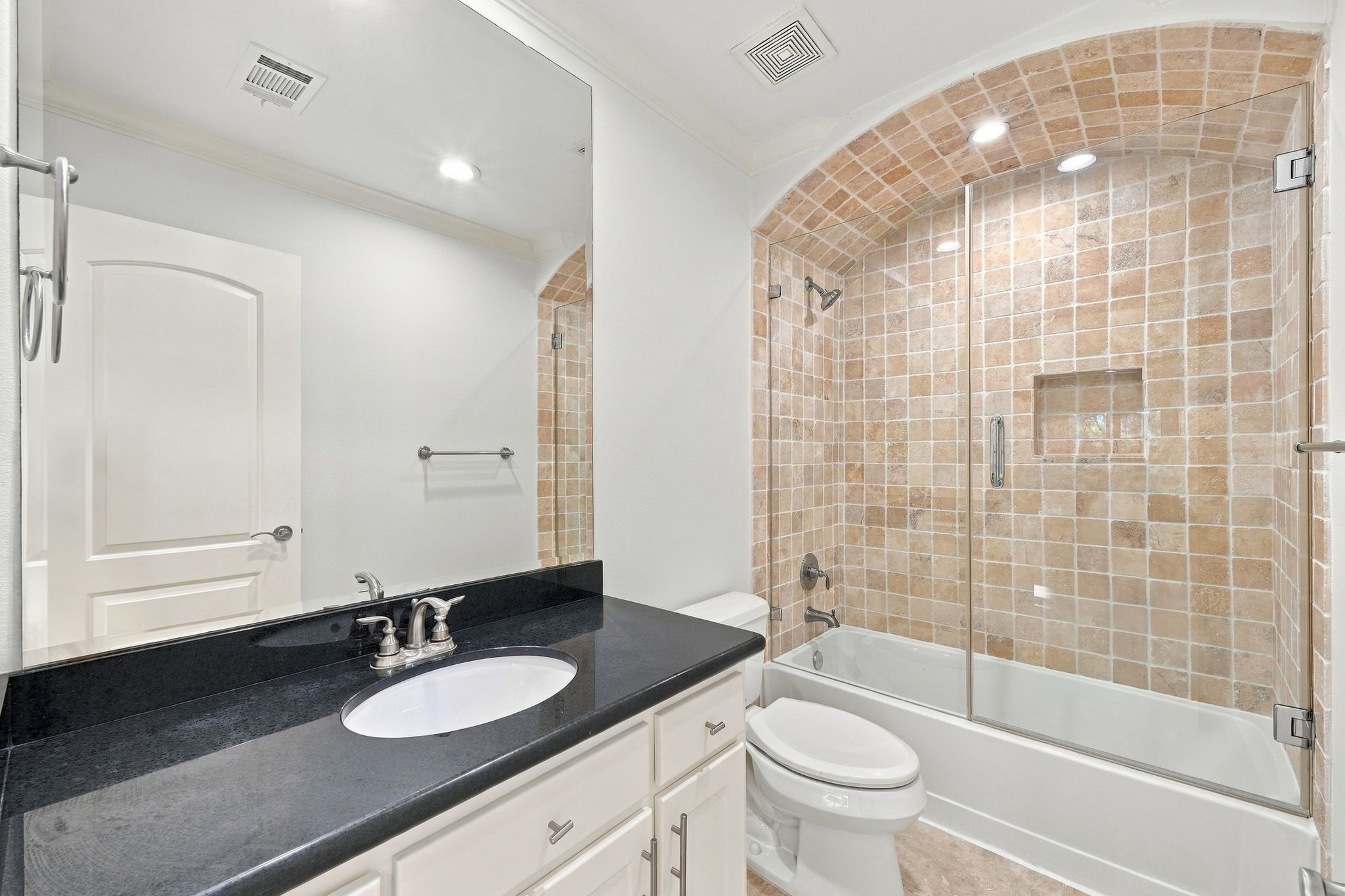 5531 Pine Street, #I, Houston, TX 77081
