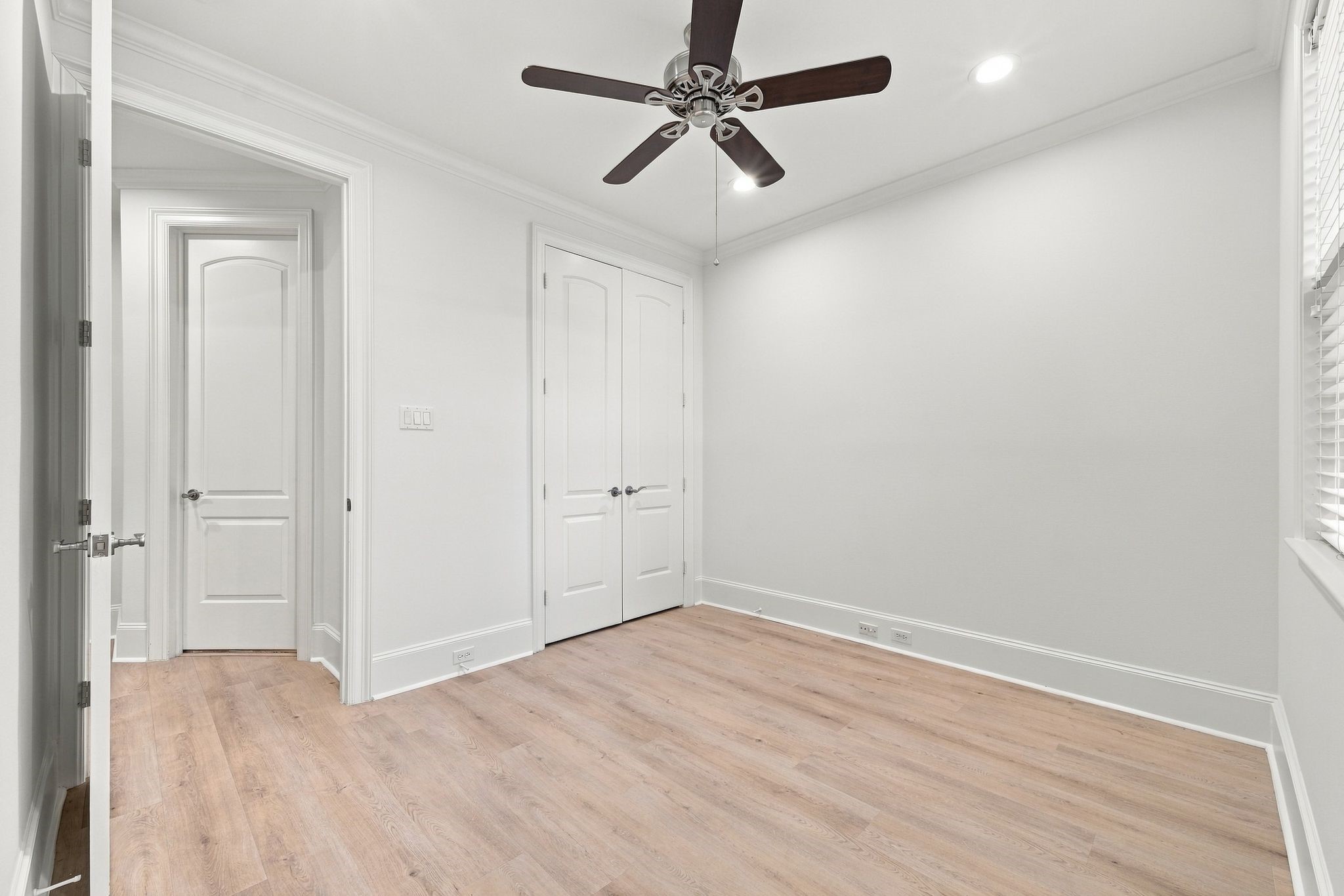 5531 Pine Street, #I, Houston, TX 77081