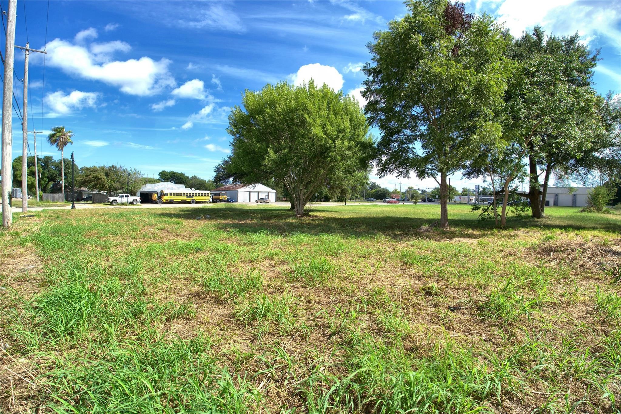 631 Texas Avenue, Texas City, TX 77590