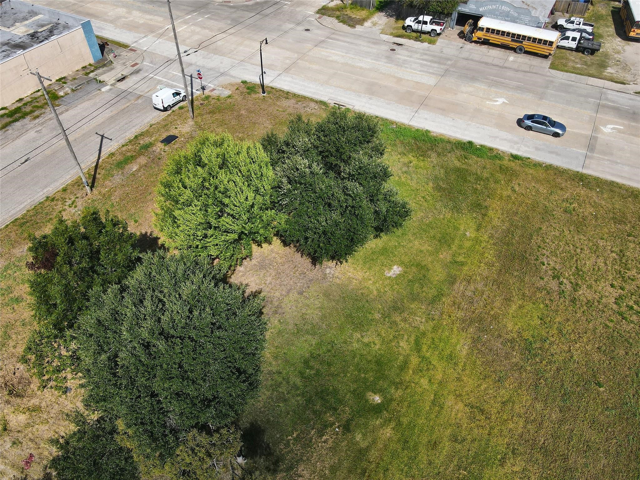 631 Texas Avenue, Texas City, TX 77590