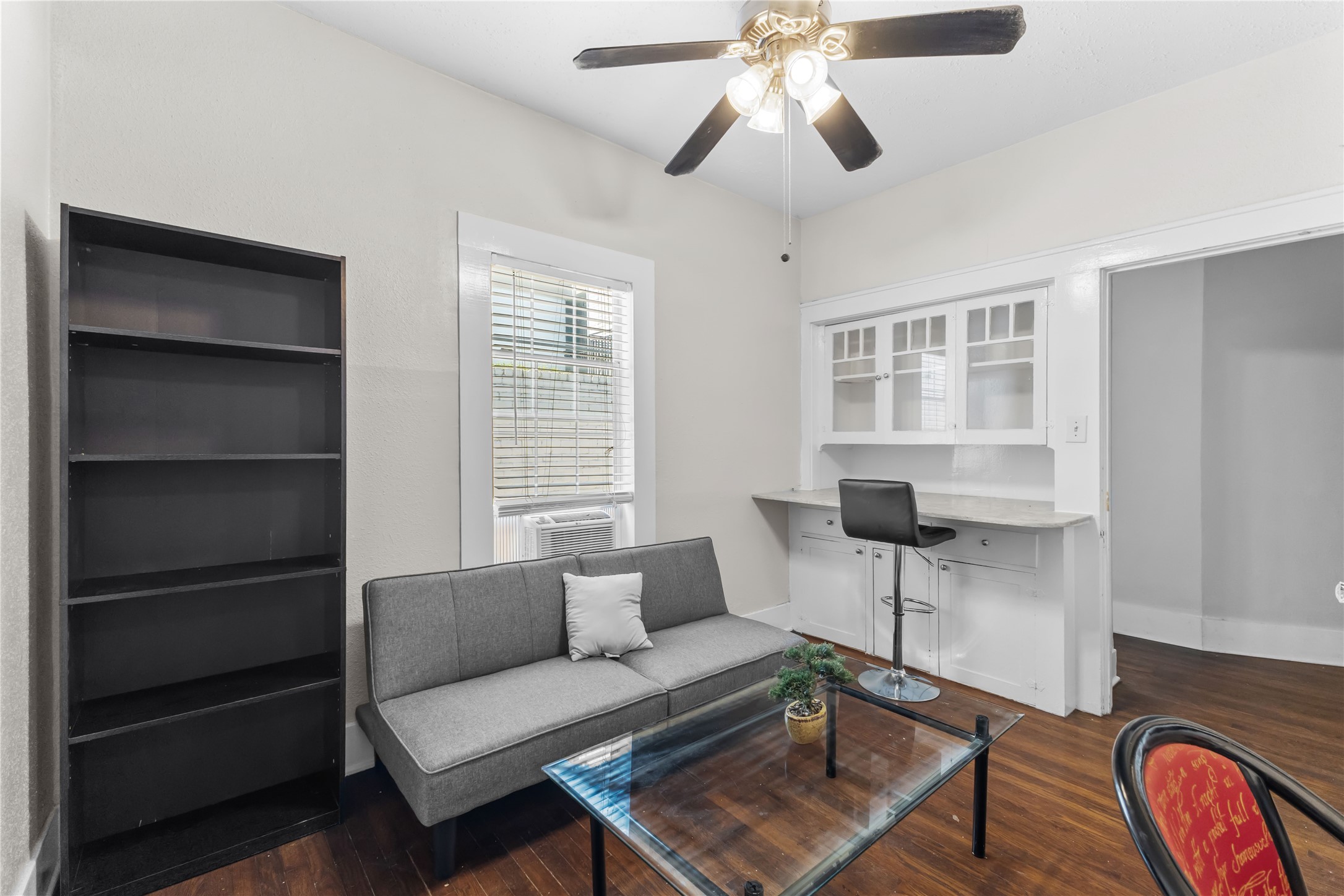 2511 Whitney, #A, Houston, TX 77006