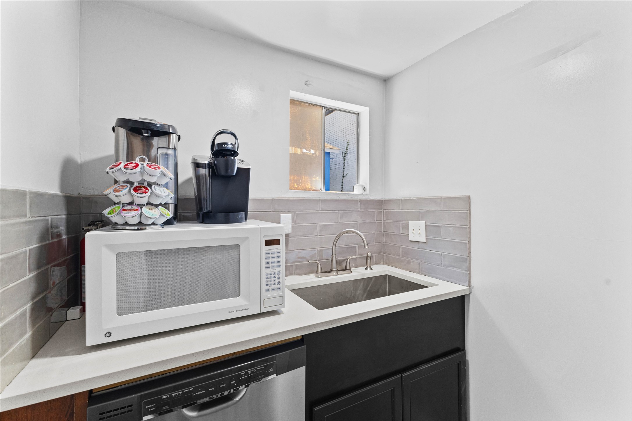 2511 Whitney, #A, Houston, TX 77006