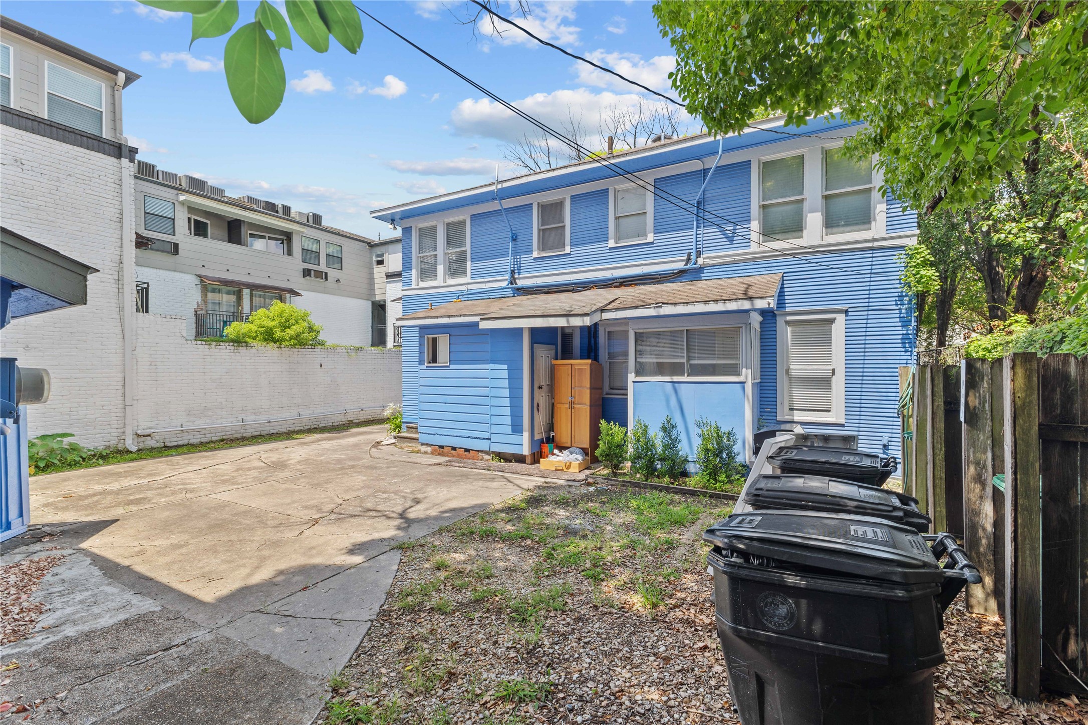 2511 Whitney, #A, Houston, TX 77006