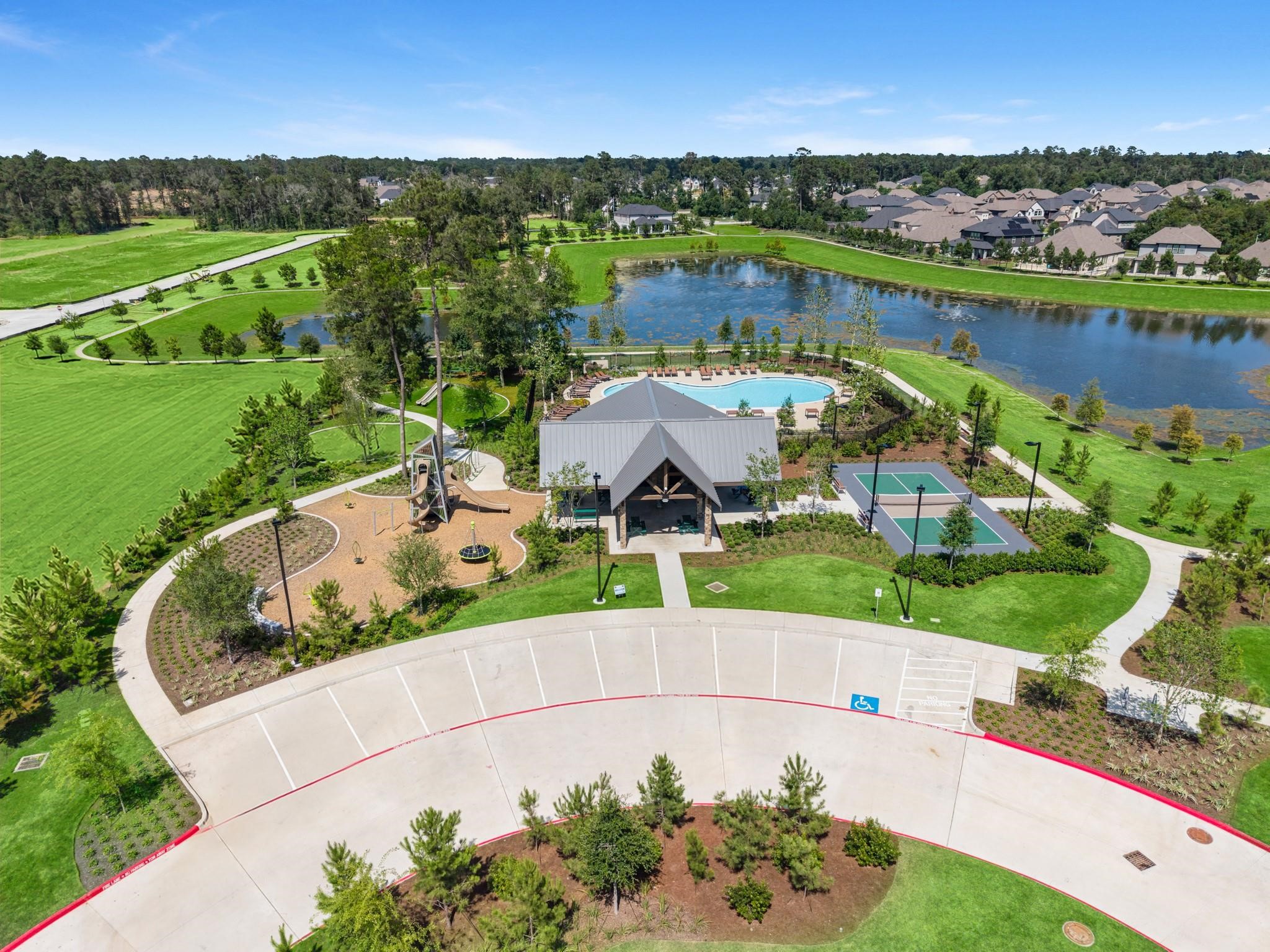 1728 Pecan Woods Lane, Conroe, TX 77301