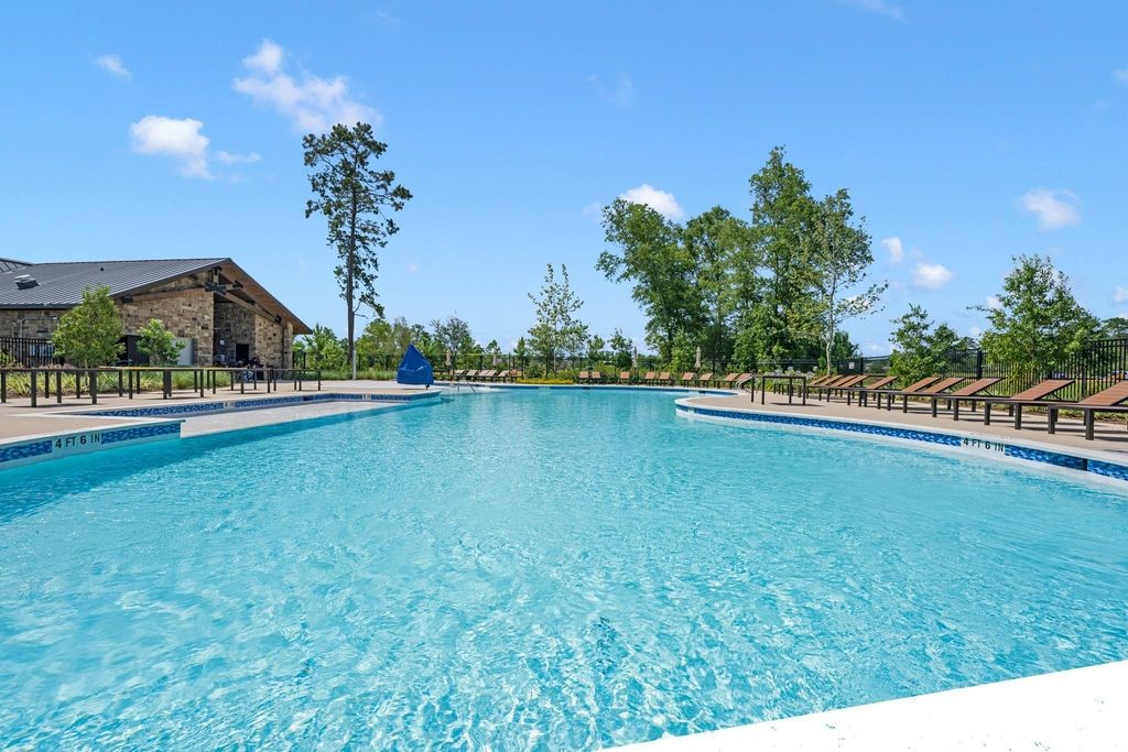 1728 Pecan Woods Lane, Conroe, TX 77301