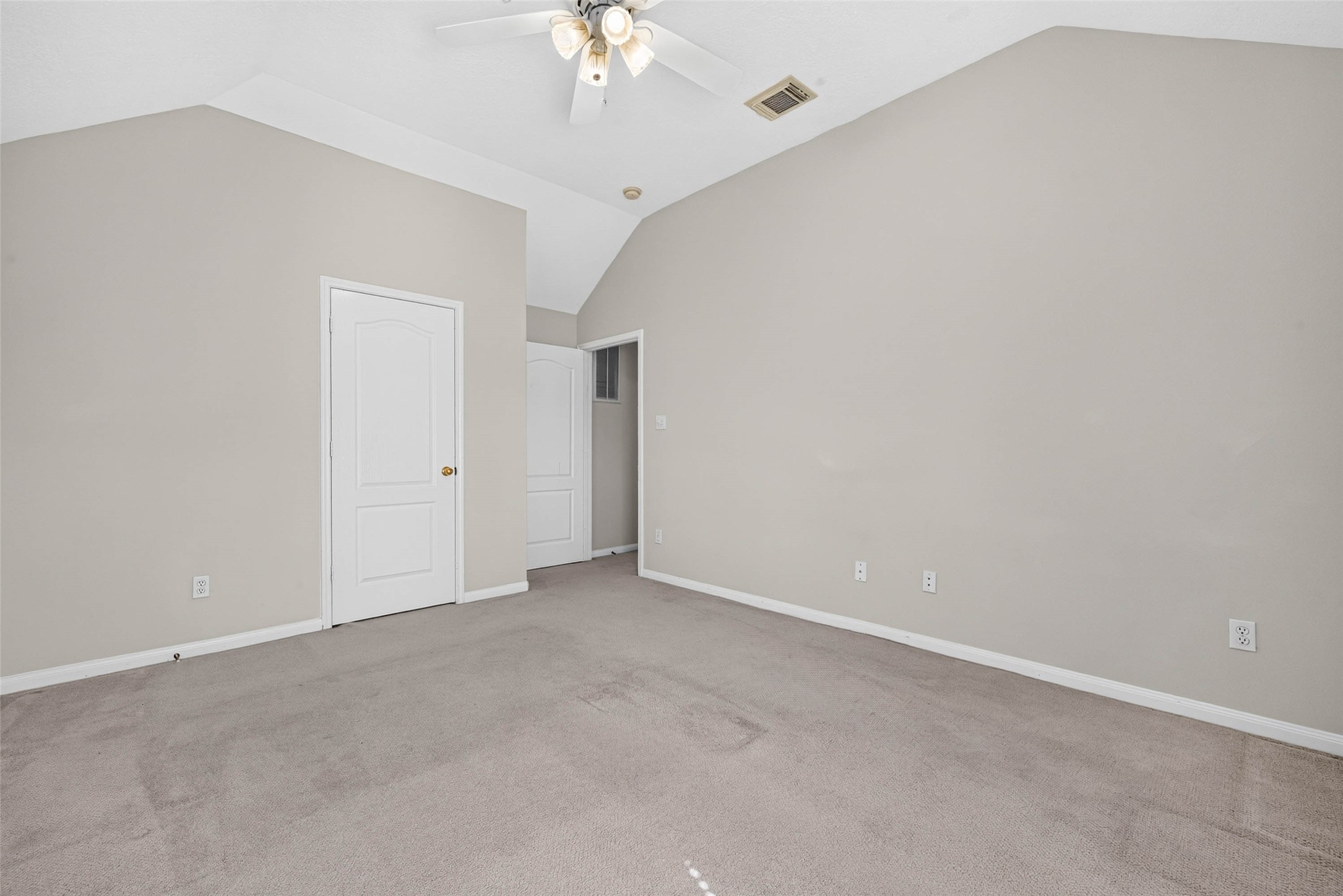 110 Annes Way, Stafford, TX 77477