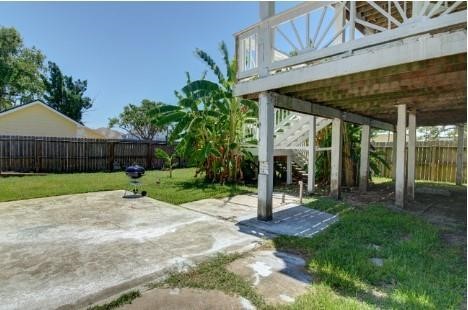 641 4th Street, Dickinson, TX 77539