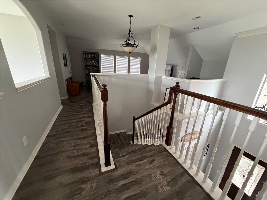 1702 Lansing Cove Drive, Fresno, TX 77545