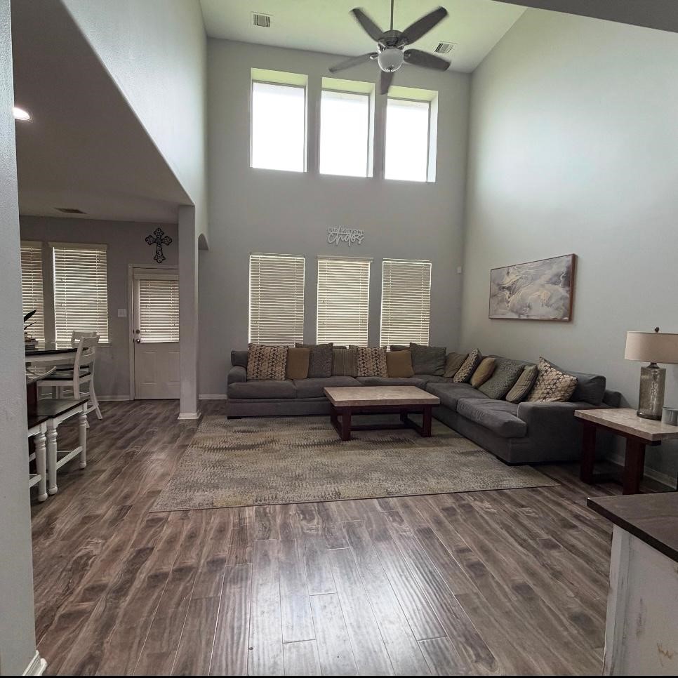 1702 Lansing Cove Drive, Fresno, TX 77545