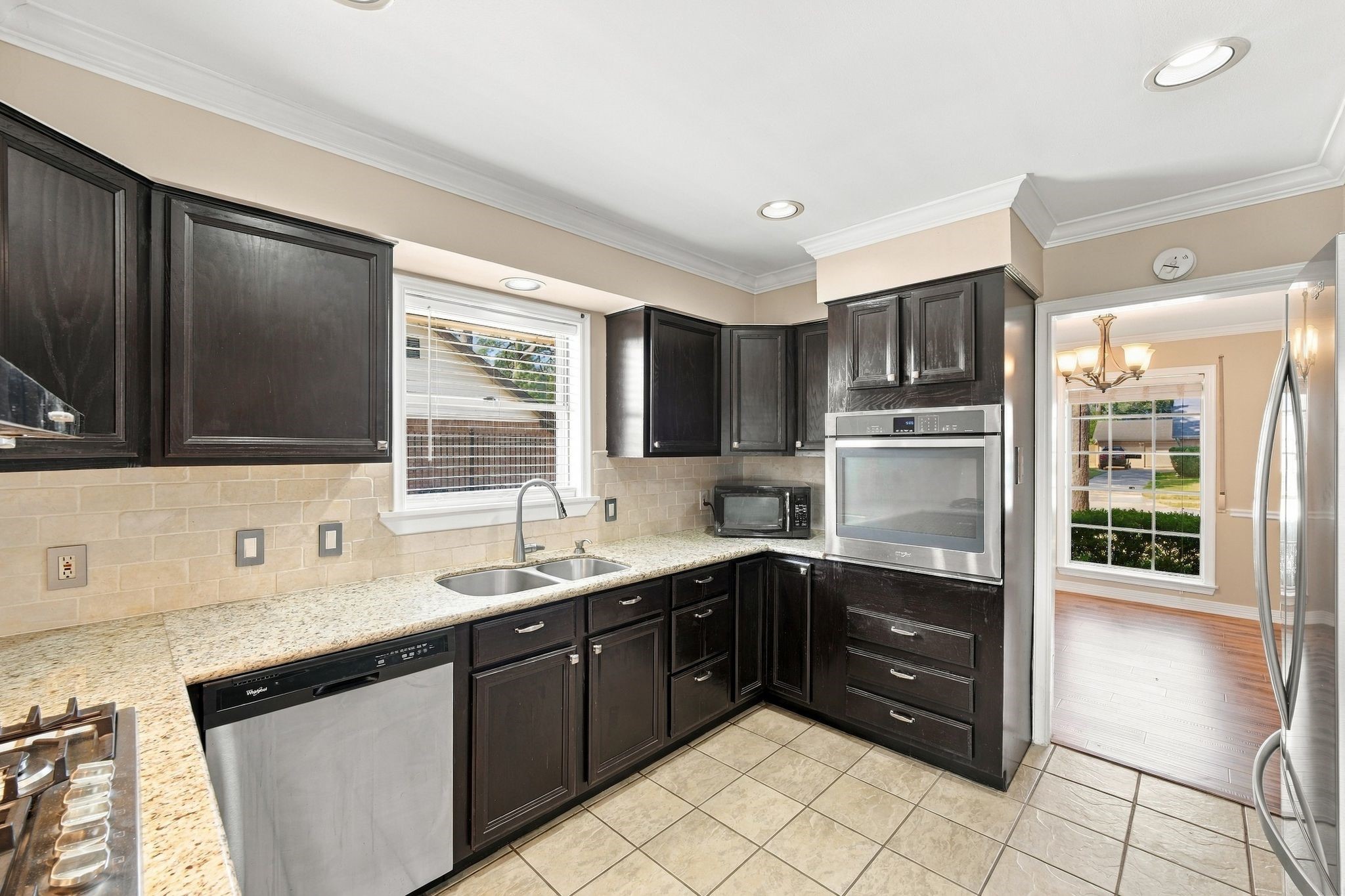 7823 Twin Hills Drive, Houston, TX 77071