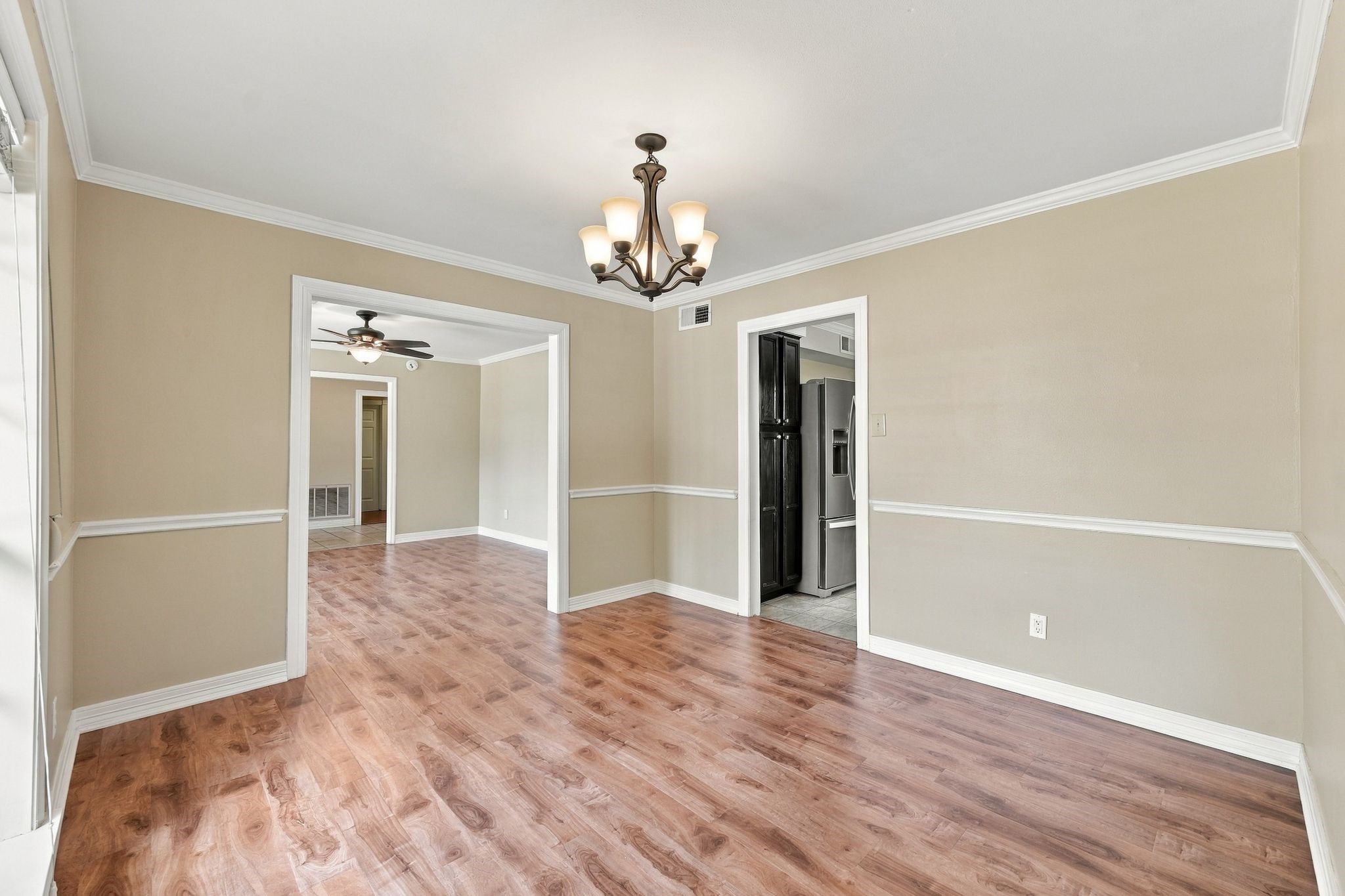 7823 Twin Hills Drive, Houston, TX 77071