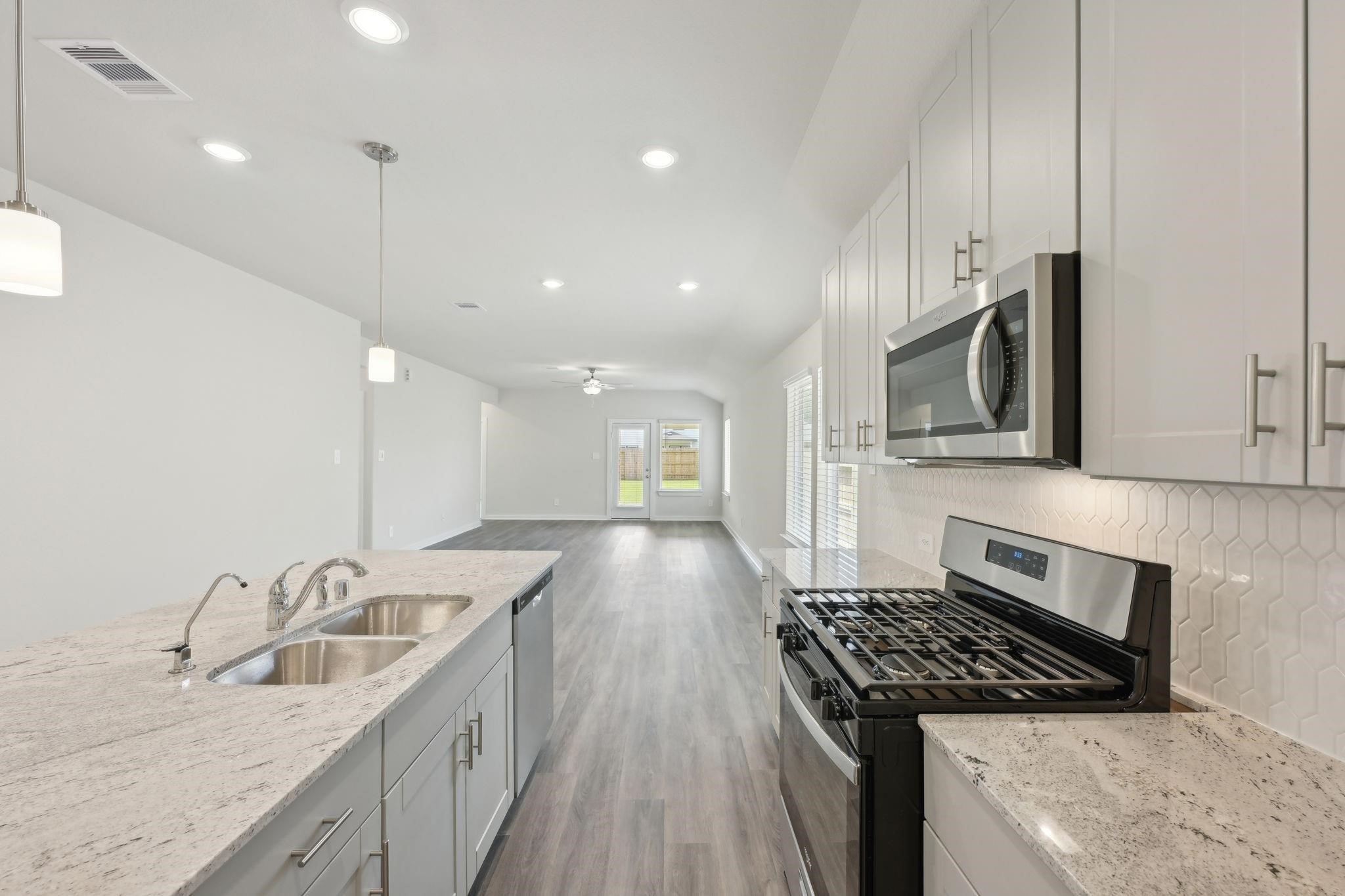 17897 Stone Terrace Court, Montgomery, TX 77316