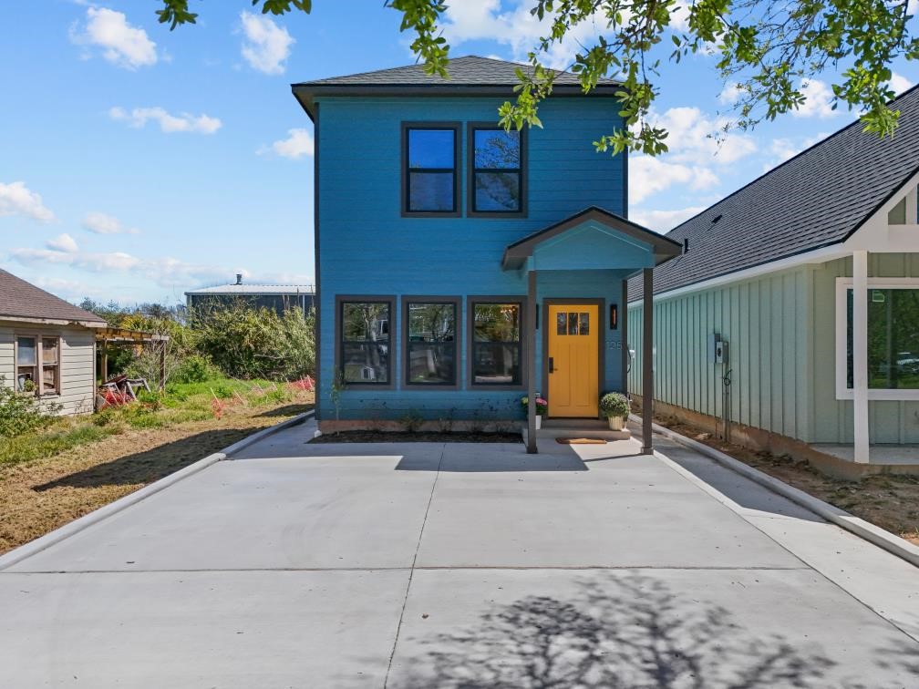 125 4th Street, San Leon, TX 77539