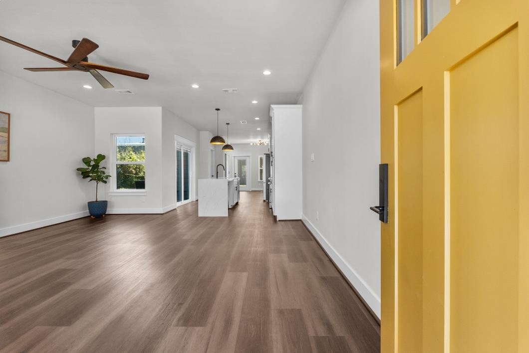 125 4th Street, San Leon, TX 77539 125 4th Street, San Leon, TX 77539