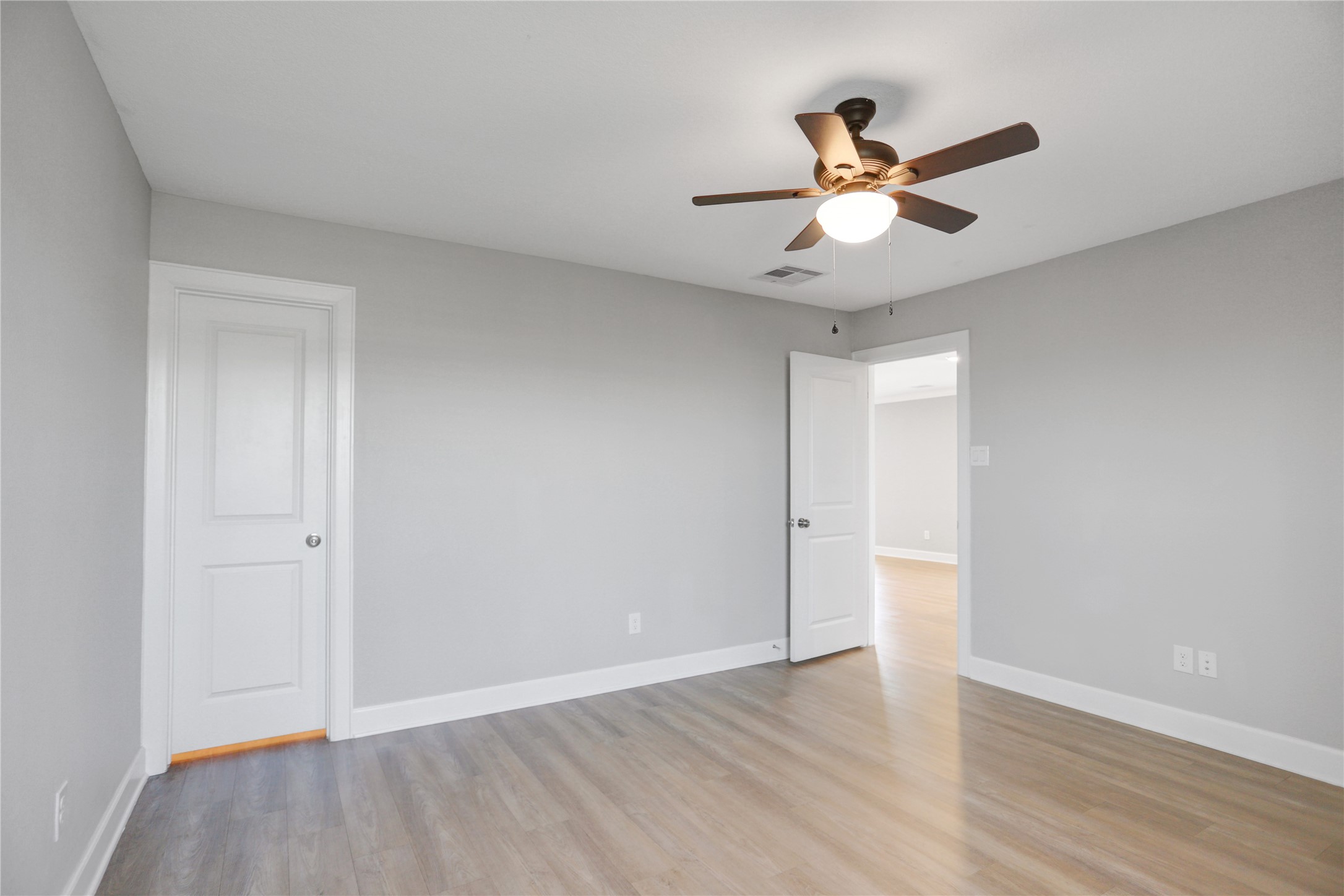 4235 Palmetto Grove Lane, Baytown, TX 77521
