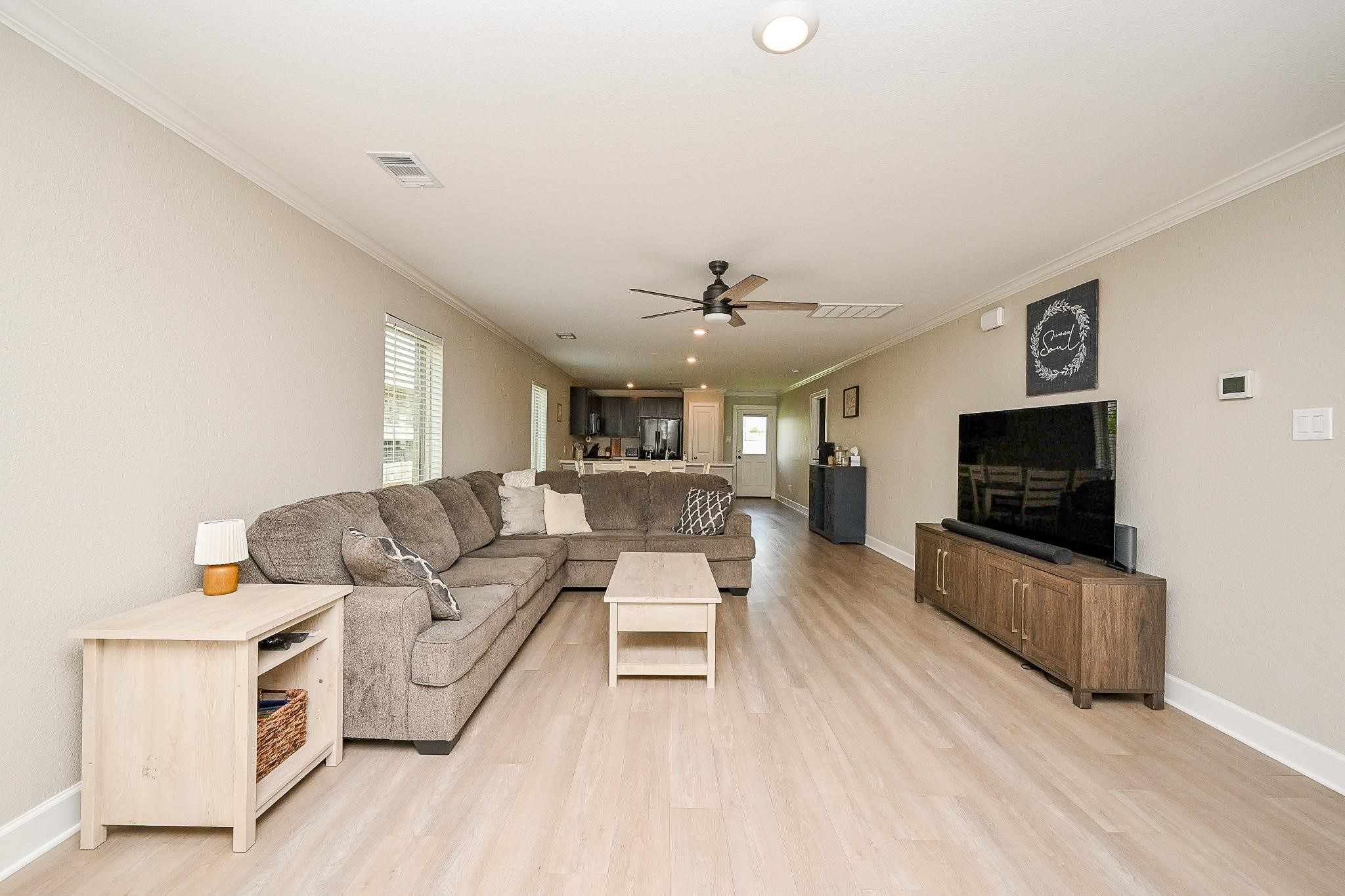 4235 Palmetto Grove Lane, Baytown, TX 77521