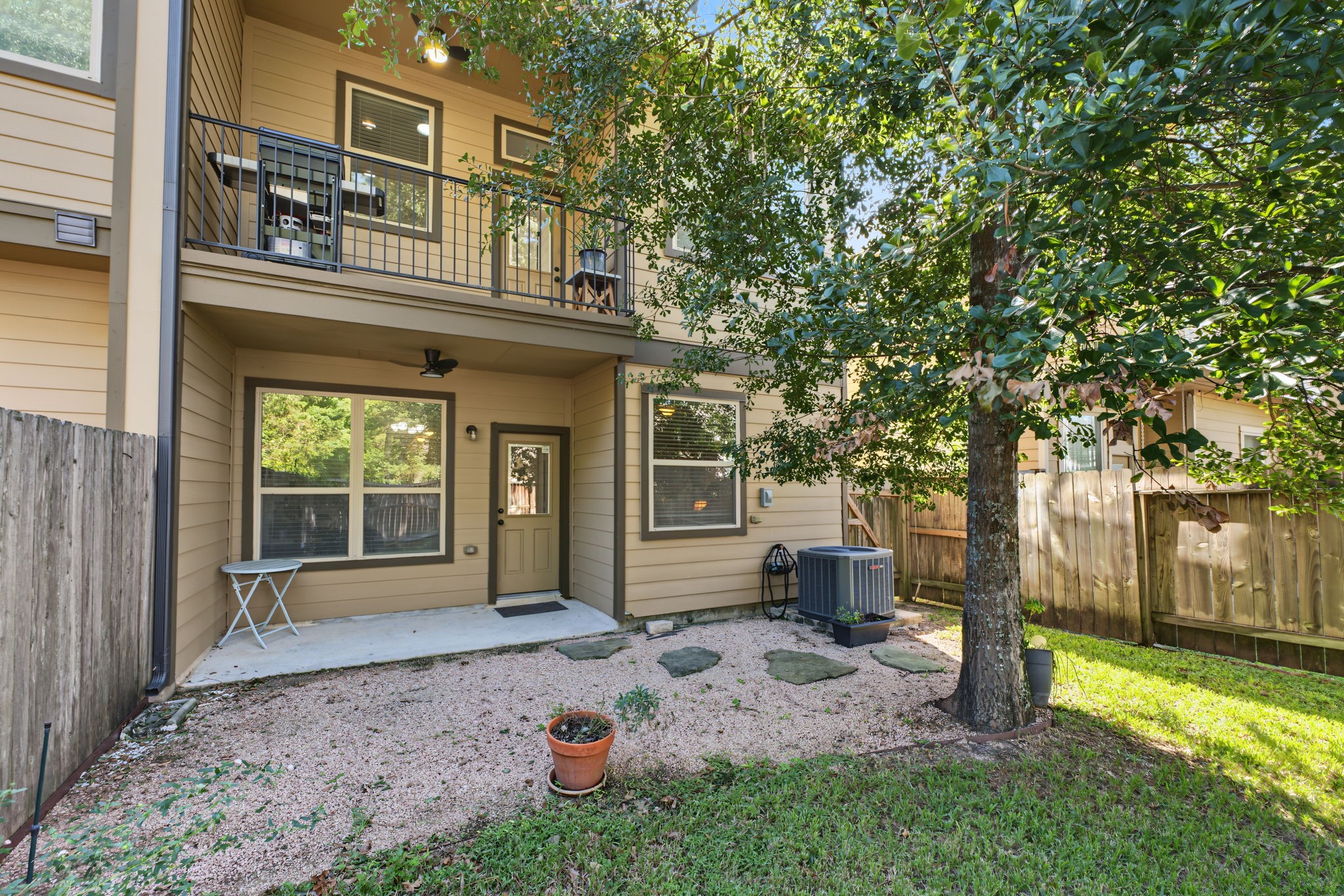 178 Biltmore Loop, Montgomery, TX 77316