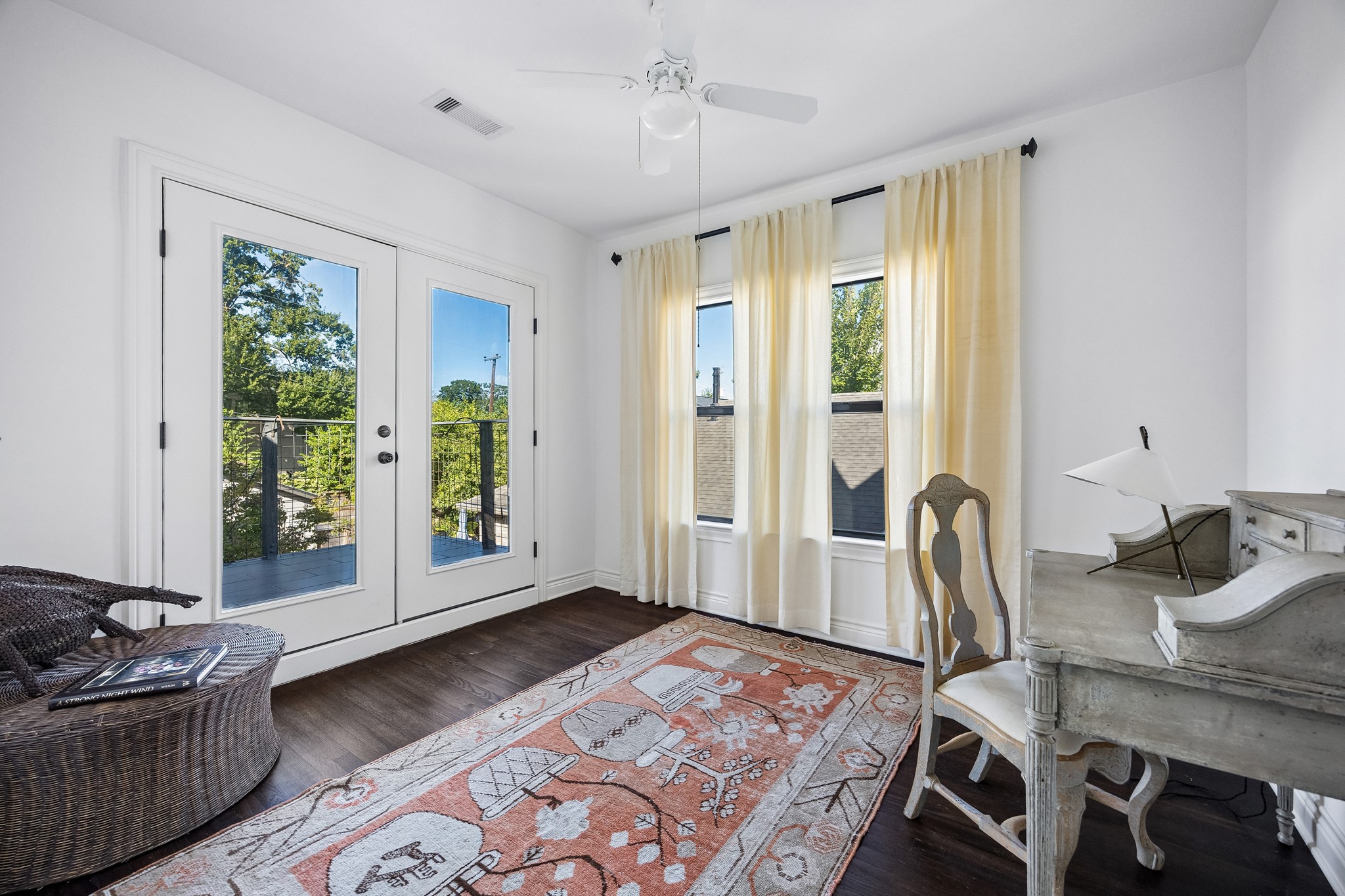 2144 Colquitt Street, Houston, TX 77098