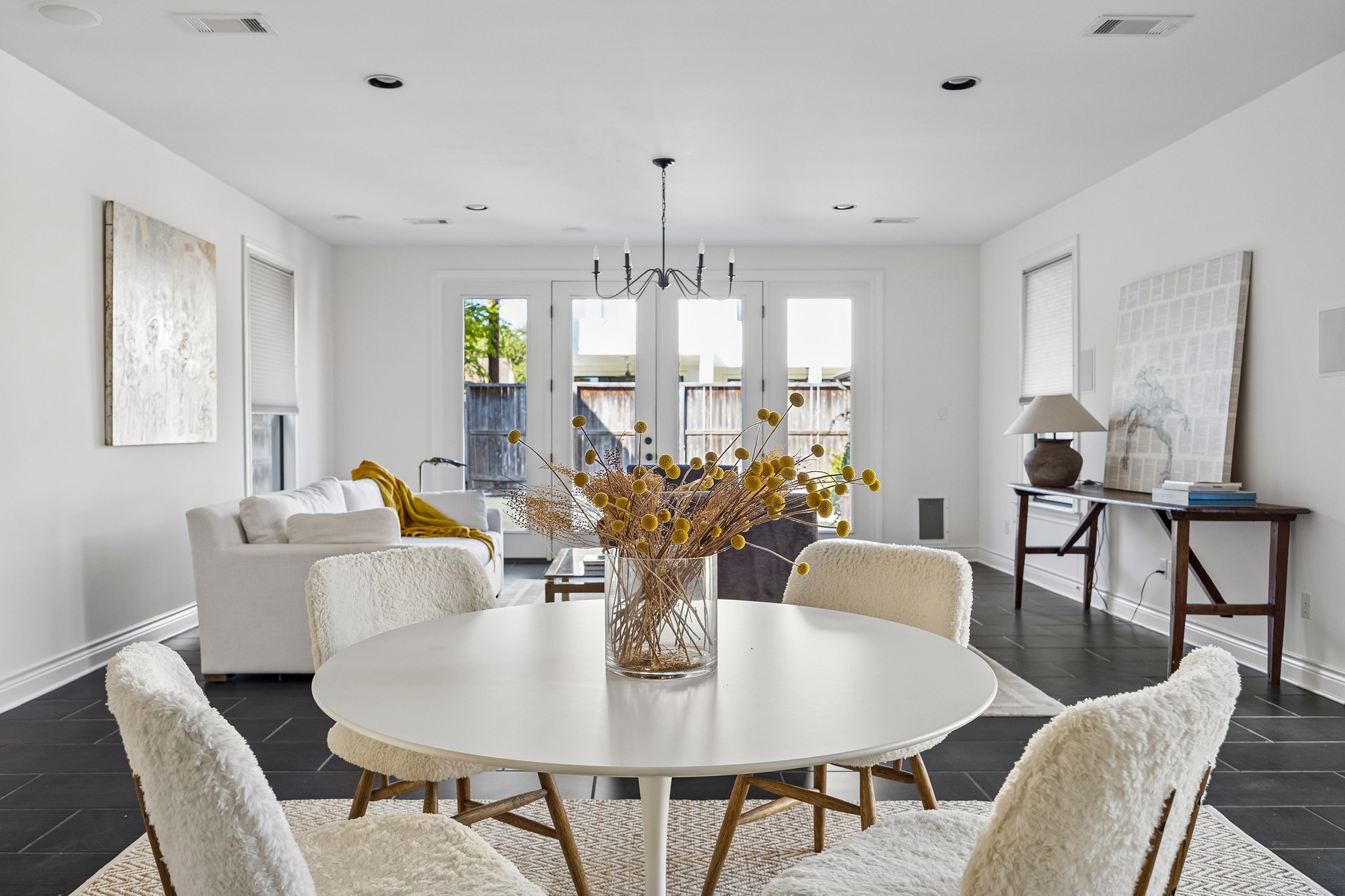 2144 Colquitt Street, Houston, TX 77098