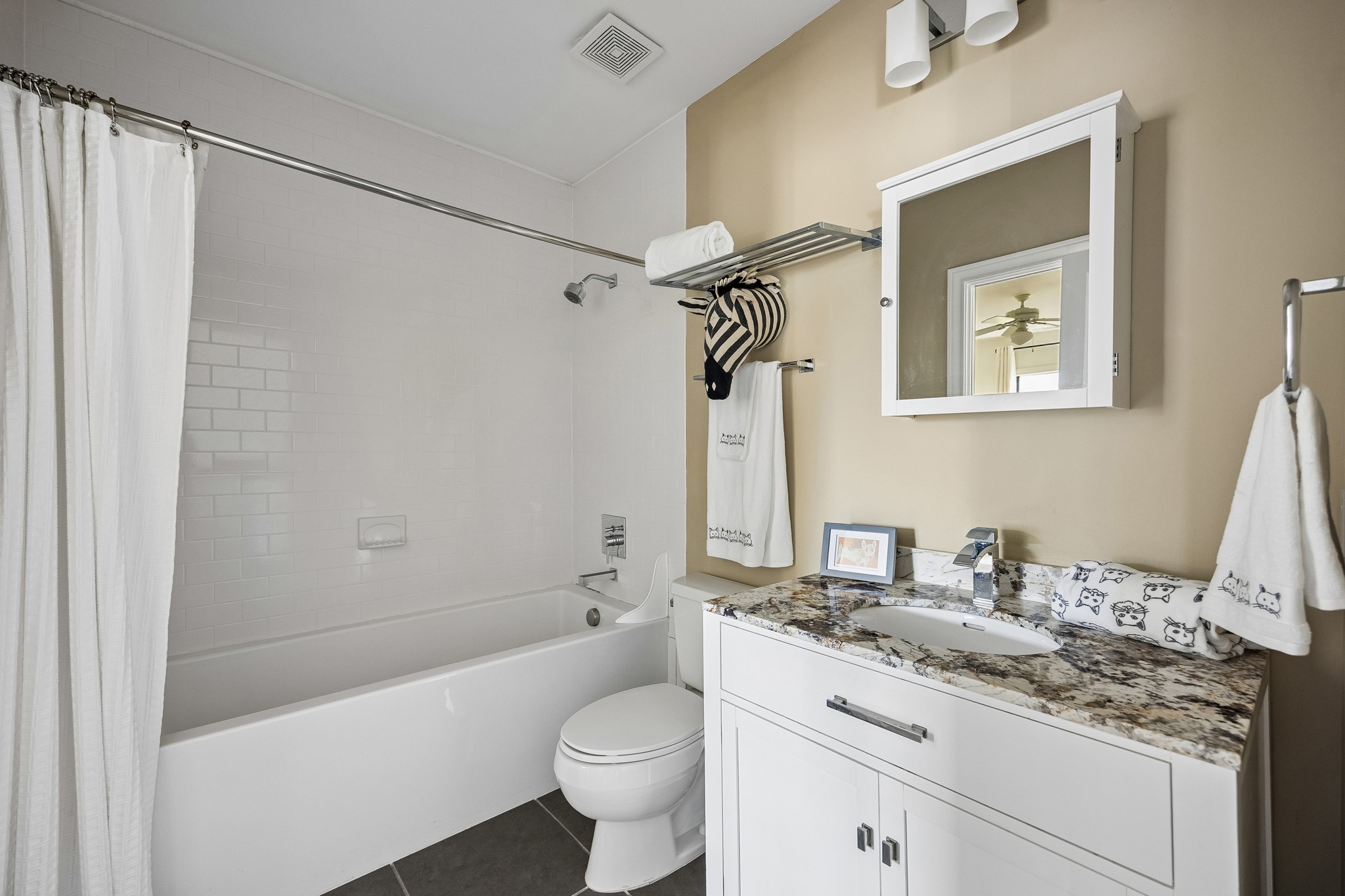 2144 Colquitt Street, Houston, TX 77098