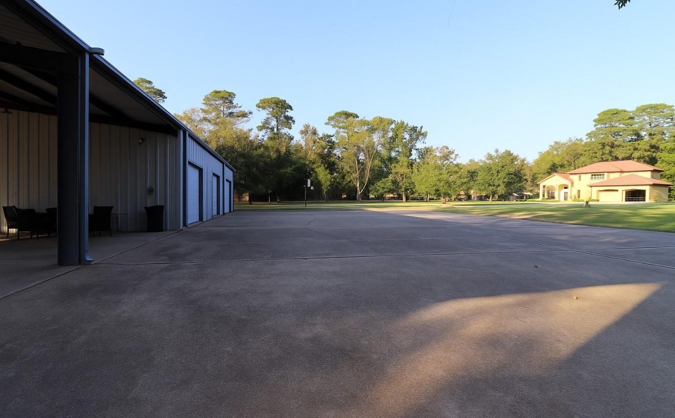 11411 Brandy Lane, Houston, TX 77044