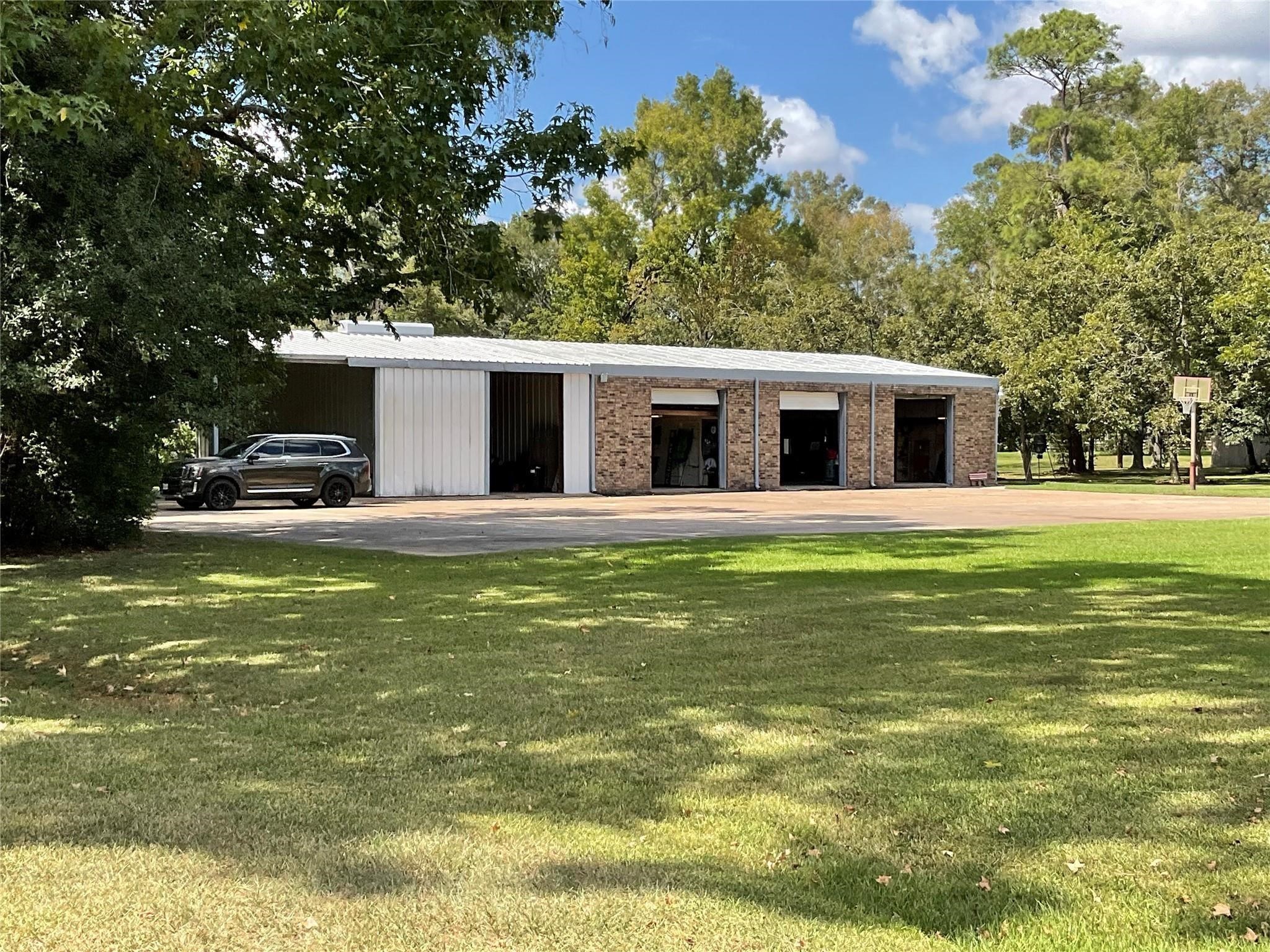 11411 Brandy Lane, Houston, TX 77044