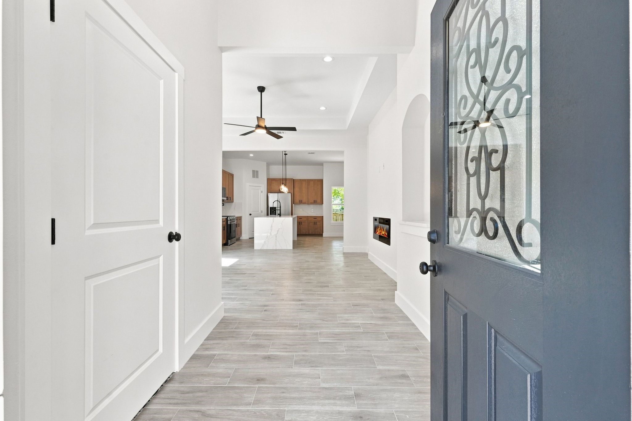 3020 Apache Street, Willis, TX 77378 3020 Apache Street, Willis, TX 77378