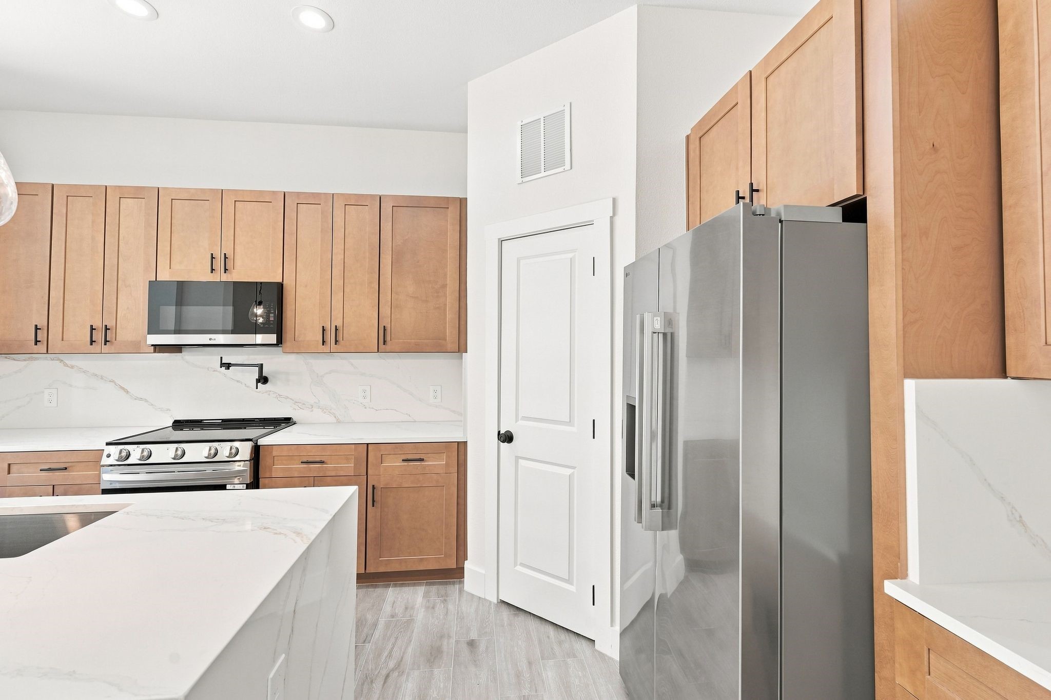 3020 Apache Street, Willis, TX 77378