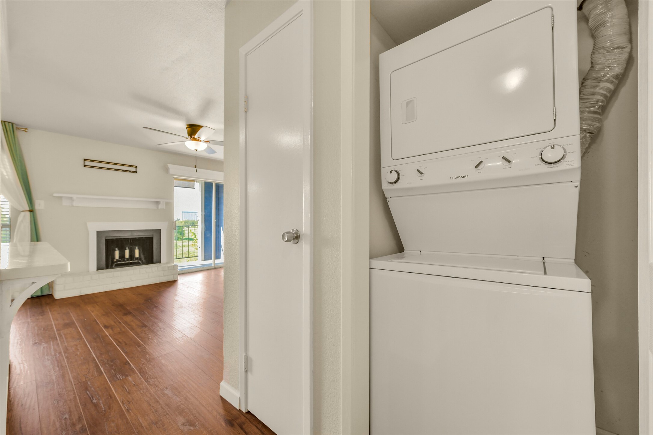 Washer + Dryer included