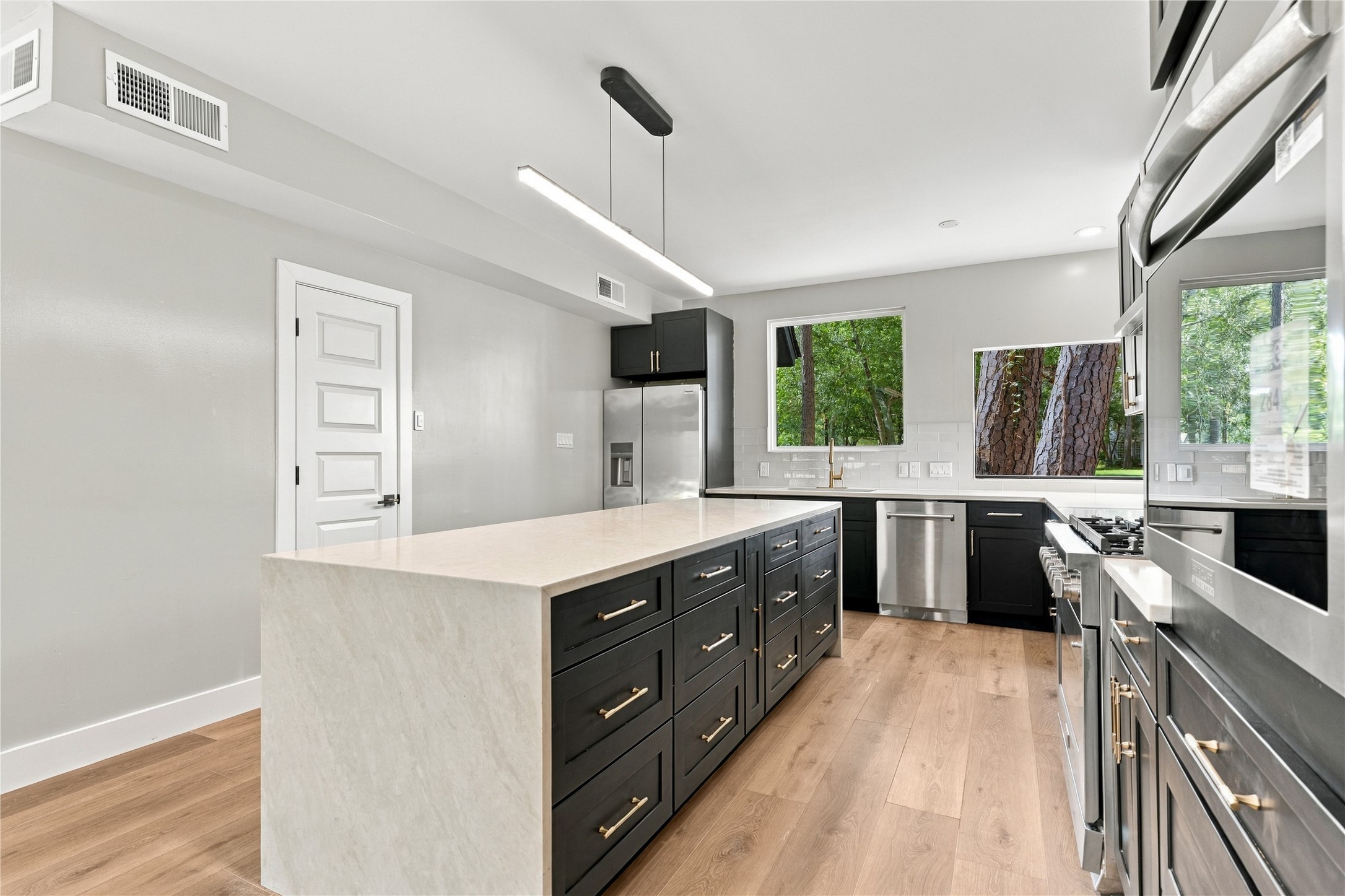 3 Rain Fern Court, The Woodlands, TX 77380