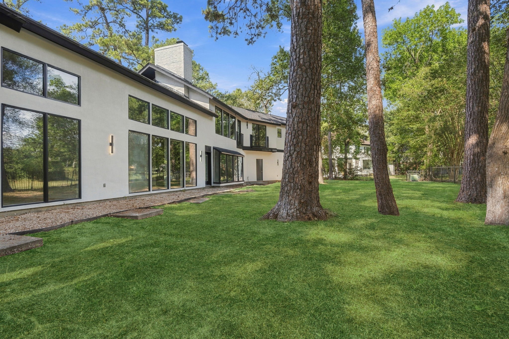 3 Rain Fern Court, The Woodlands, TX 77380