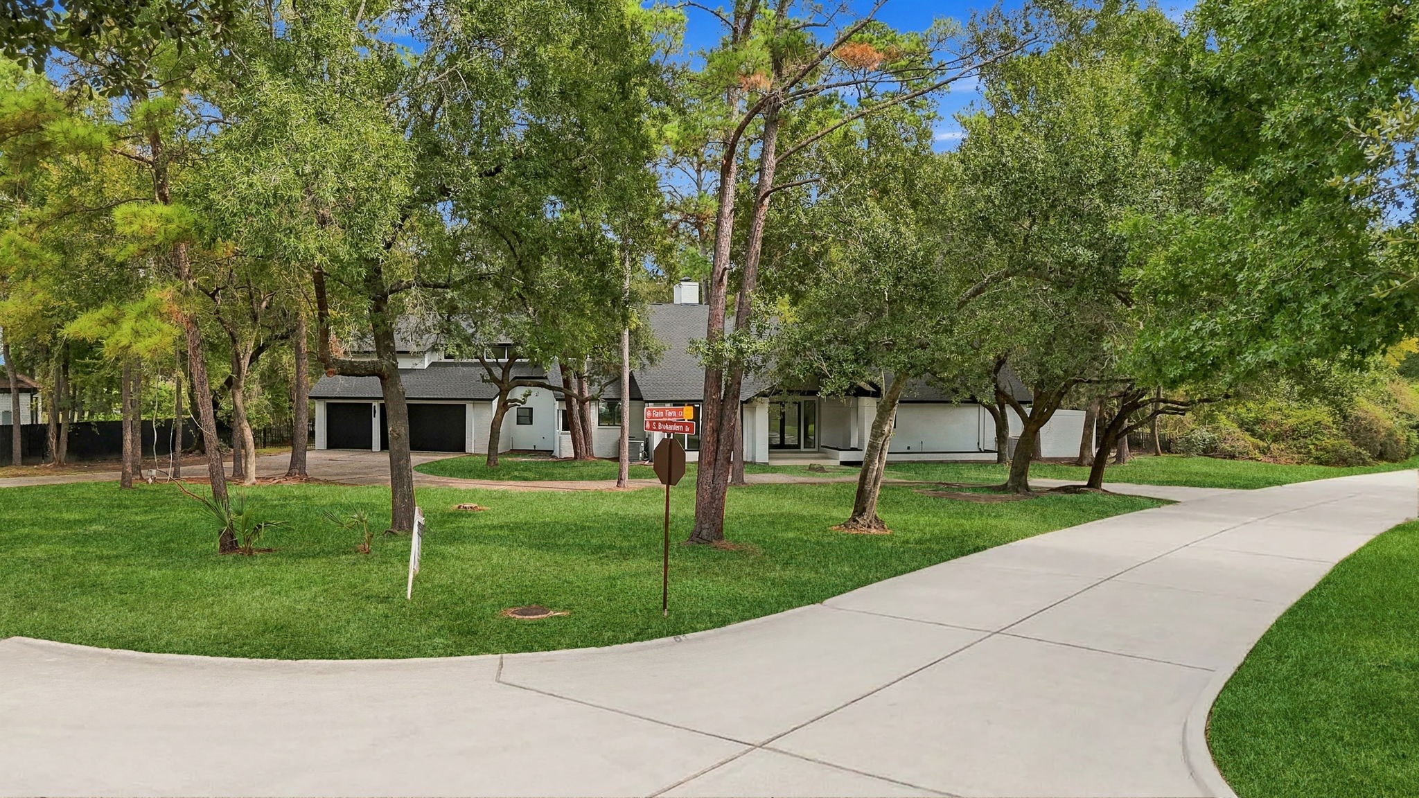 3 Rain Fern Court, The Woodlands, TX 77380