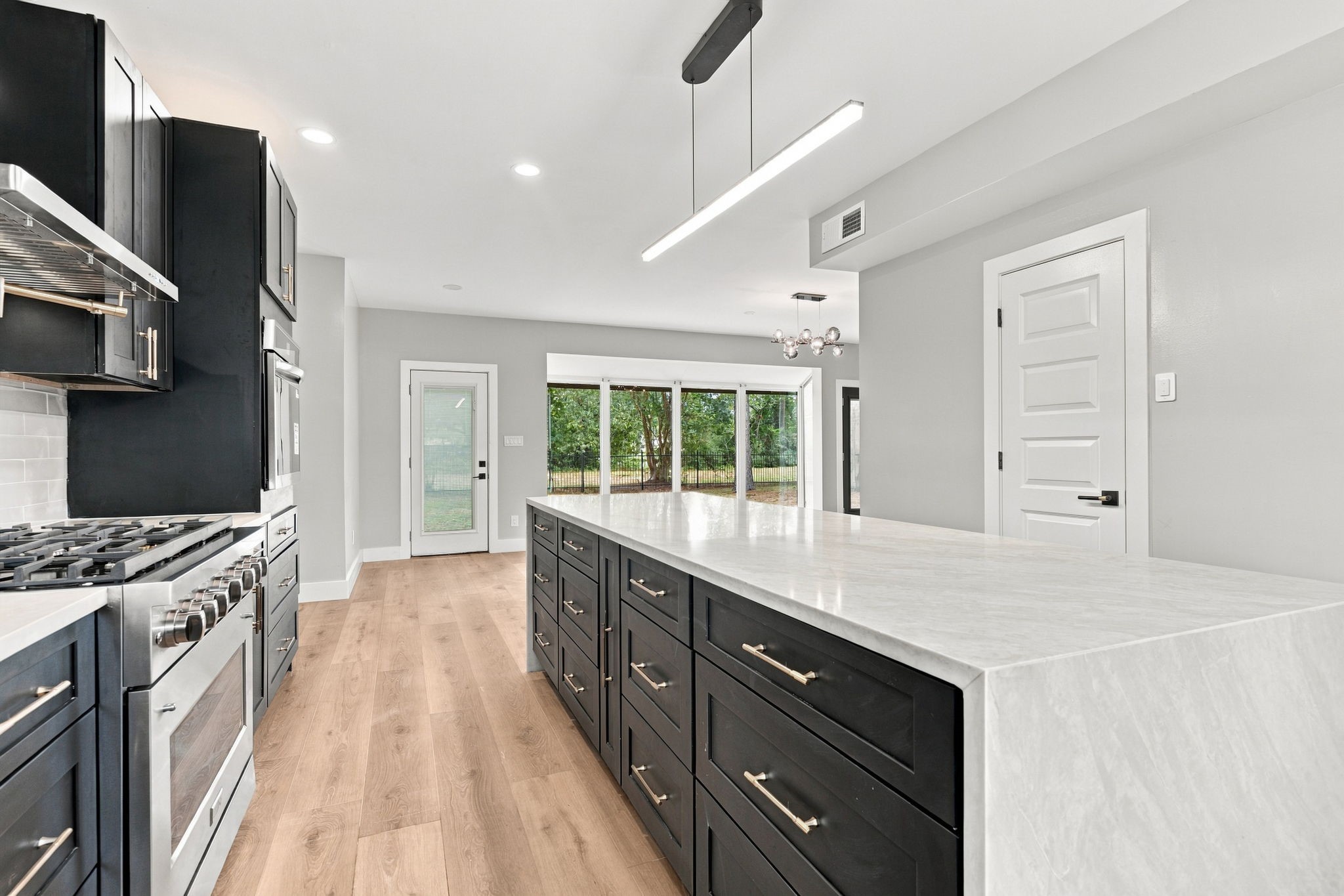 Extended kitchen island for meal preparation or kitchen conversation
