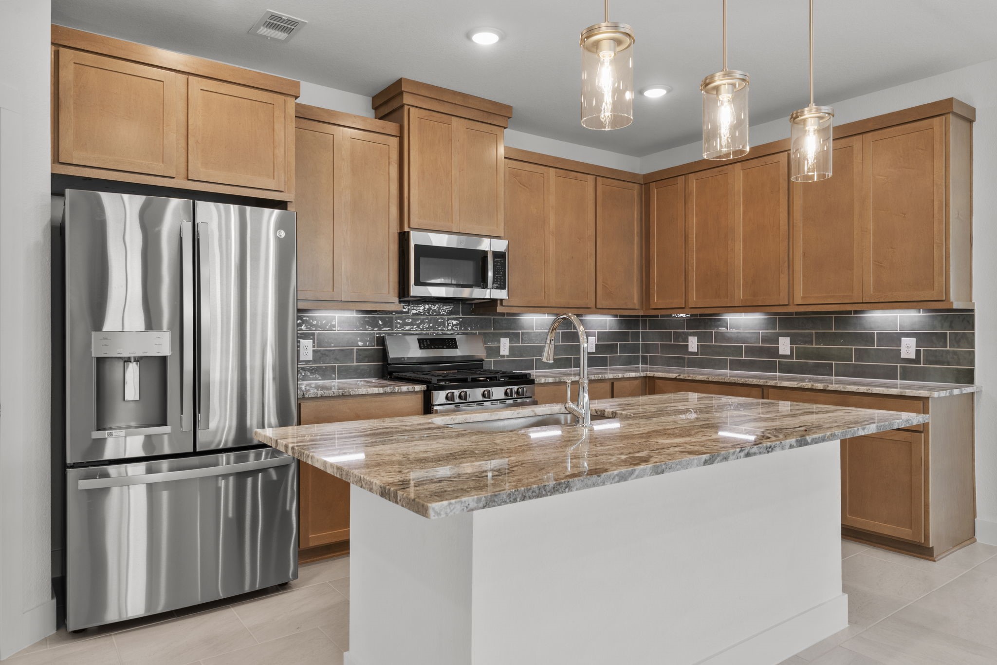 Photos are REPRESENTATIVE of the home /floor plan and are NOT of the actual home.  Selections, features, and room options vary.