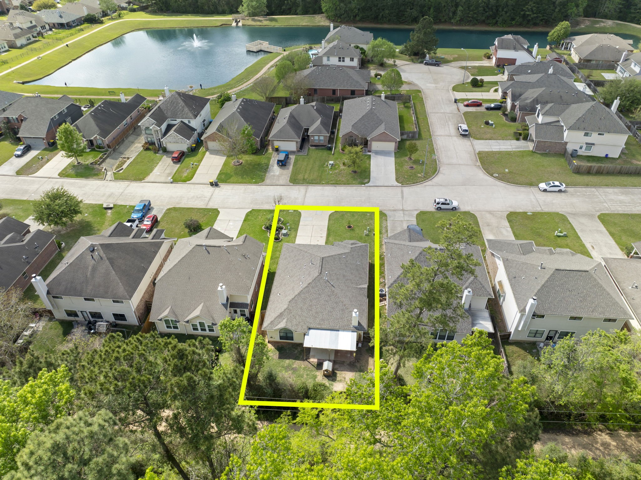 8022 N Tarrytown Crossing Drive, Conroe, TX 77304