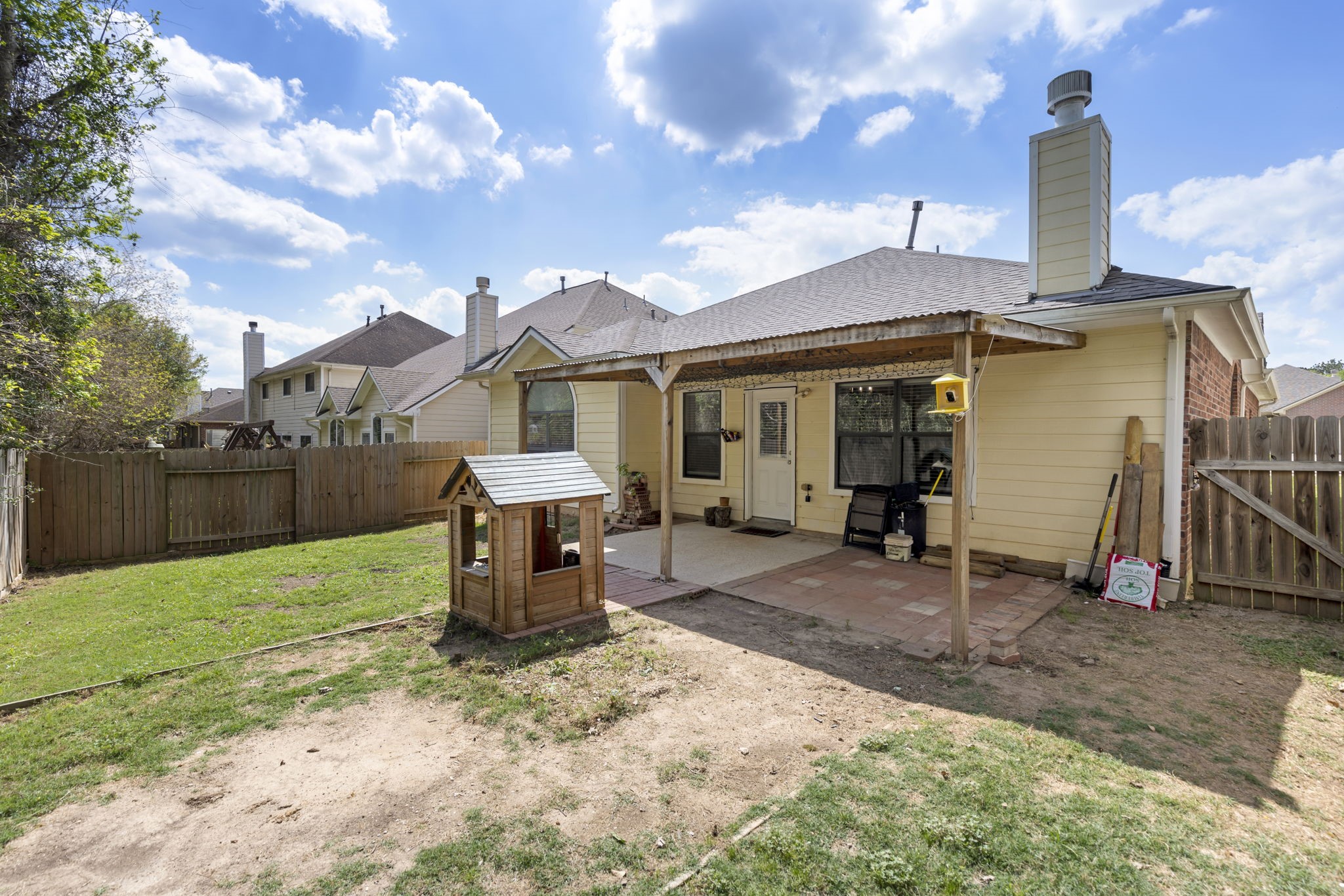 8022 N Tarrytown Crossing Drive, Conroe, TX 77304