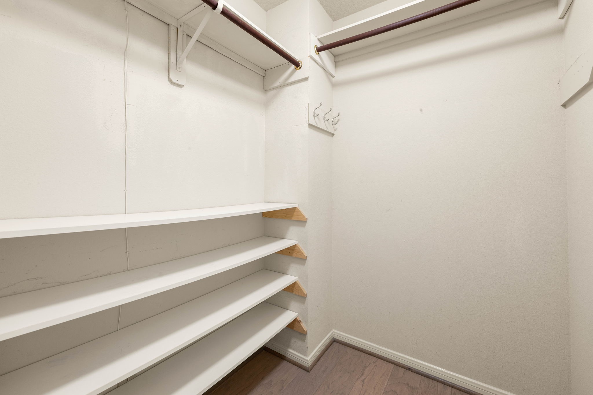 Walk-in closet